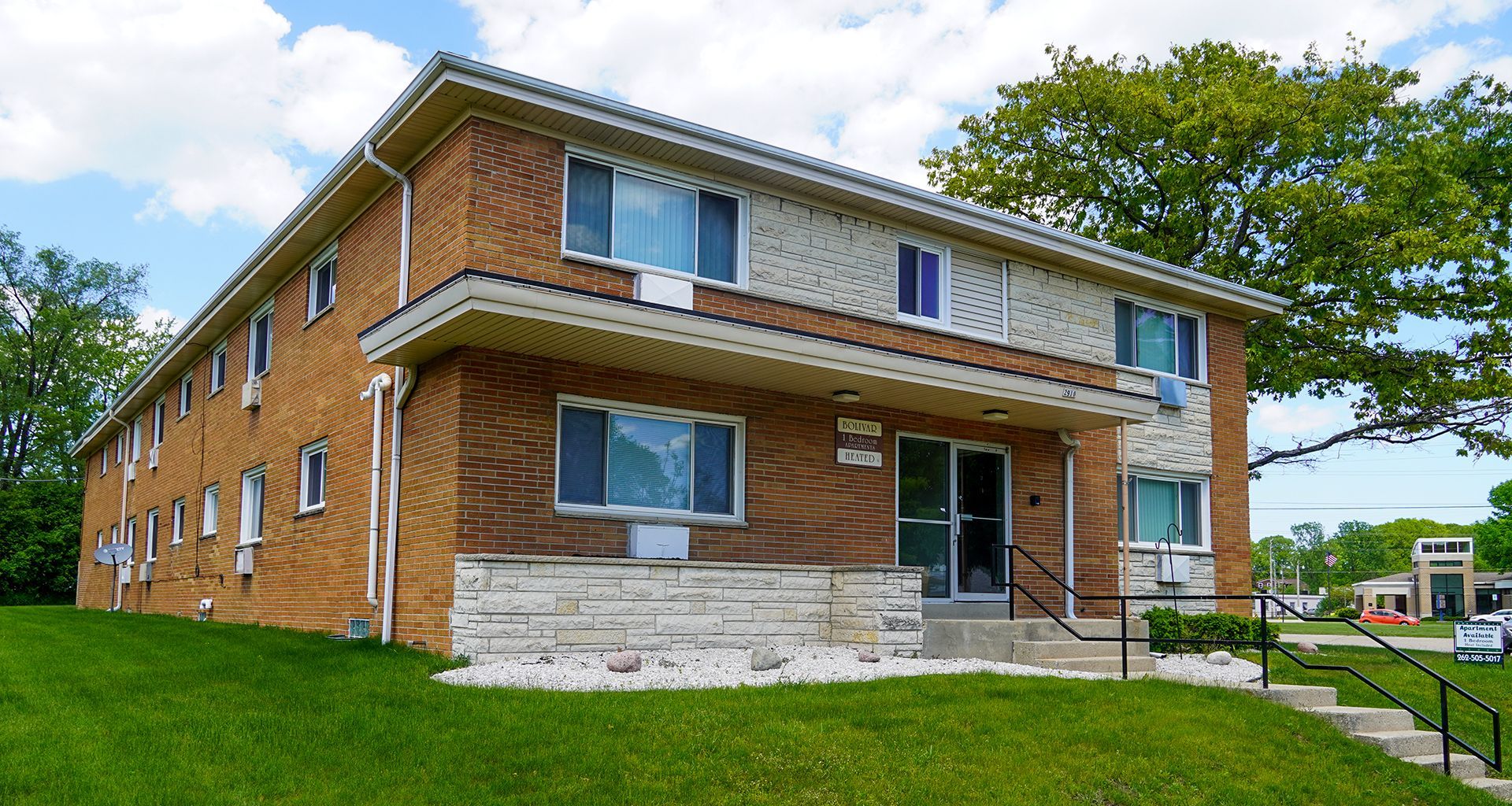 2910 Bolivar Apartments