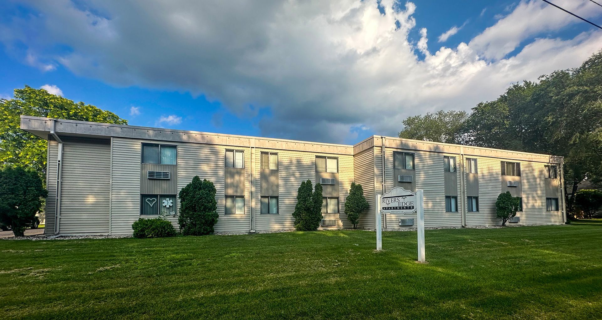 Rivers Edge Apartments