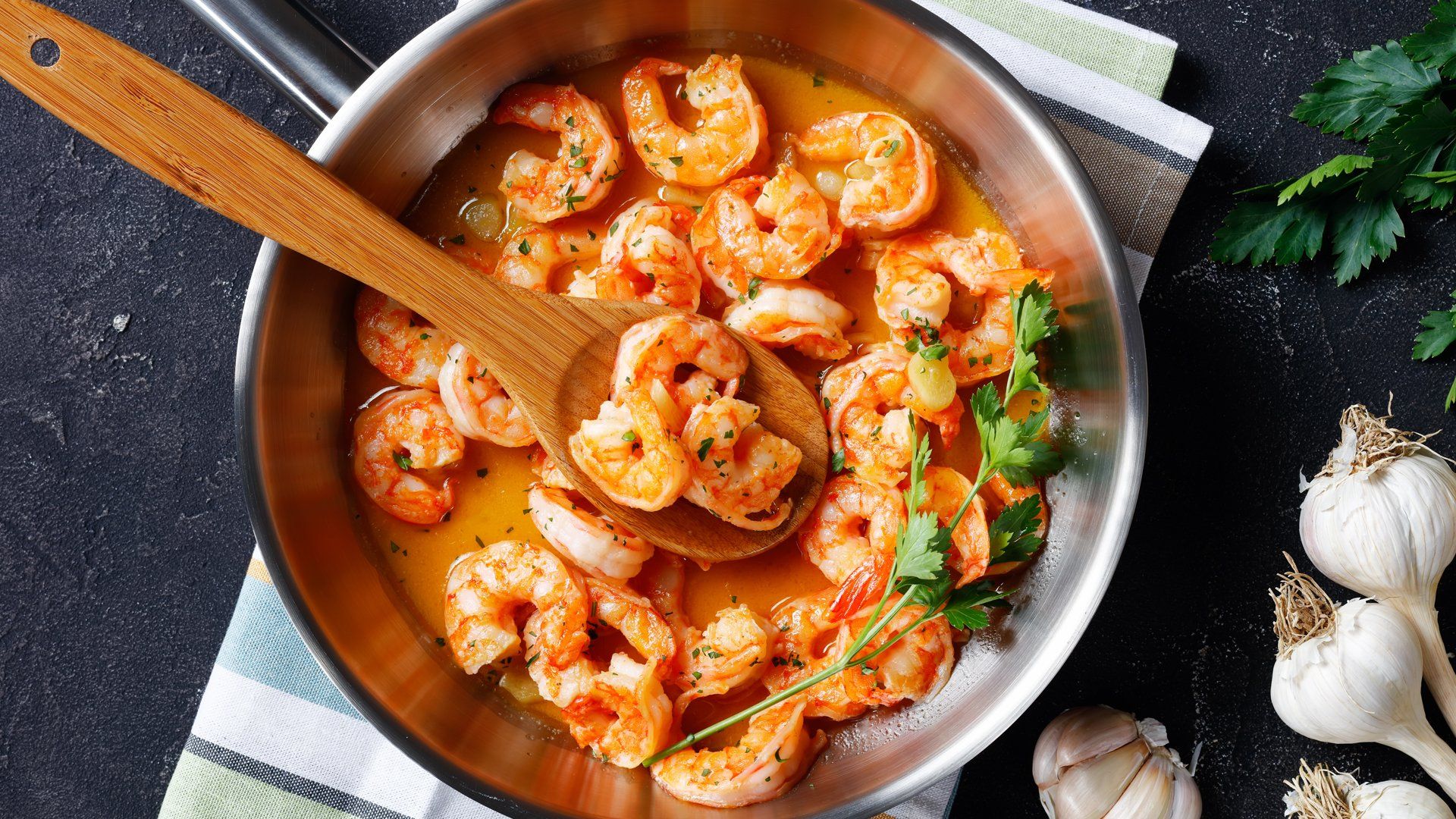 Honey Garlic Butter Shrimp in a sautee pan
