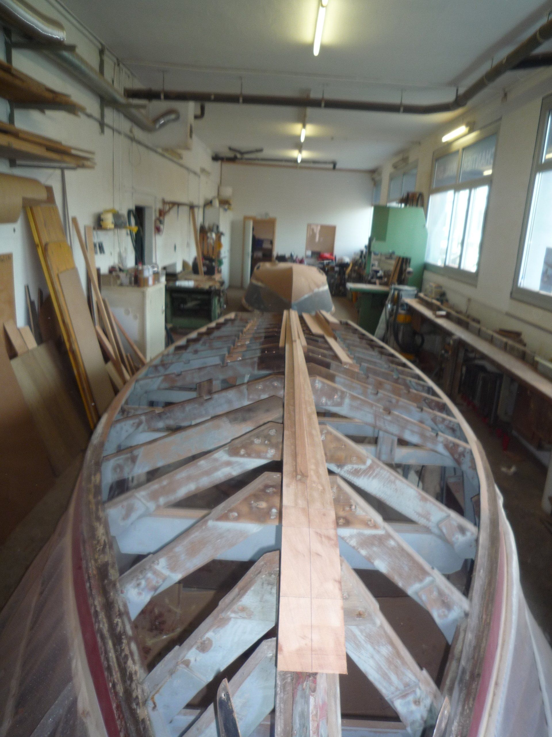 chantier naval balmer sous le bateau