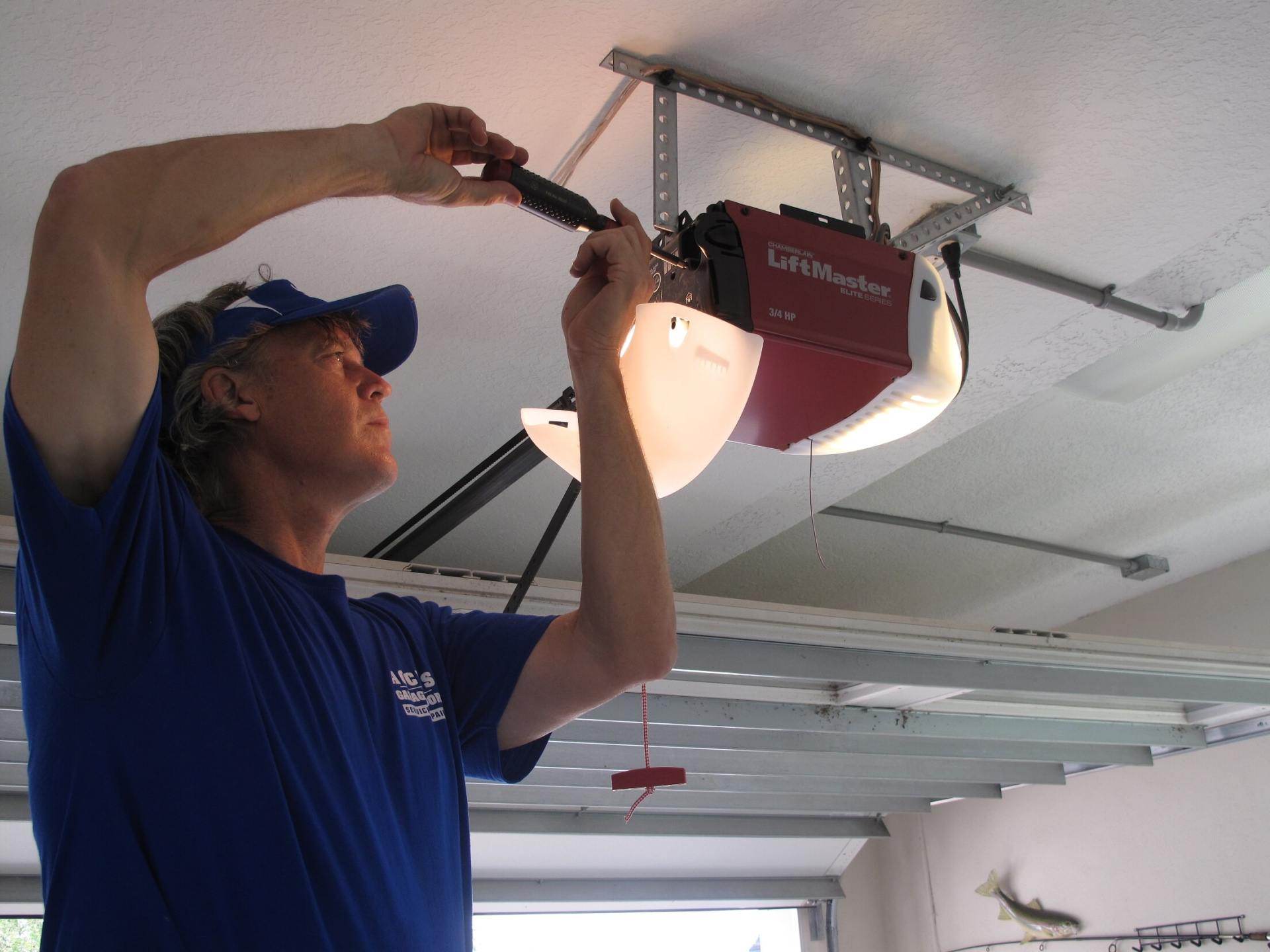 Garage Door Company l Bradenton, FL l Access Garage Door Service and Repair