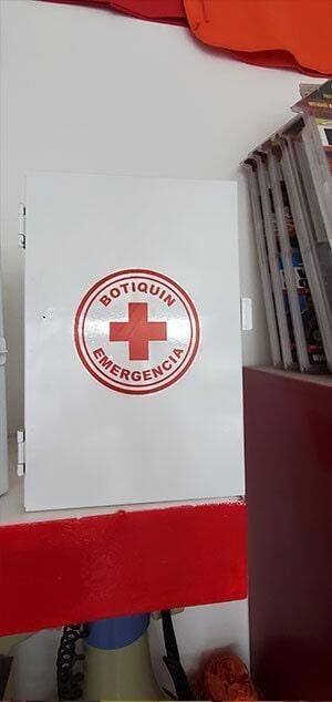 Cabo Extintor  - BOTIQUÍN