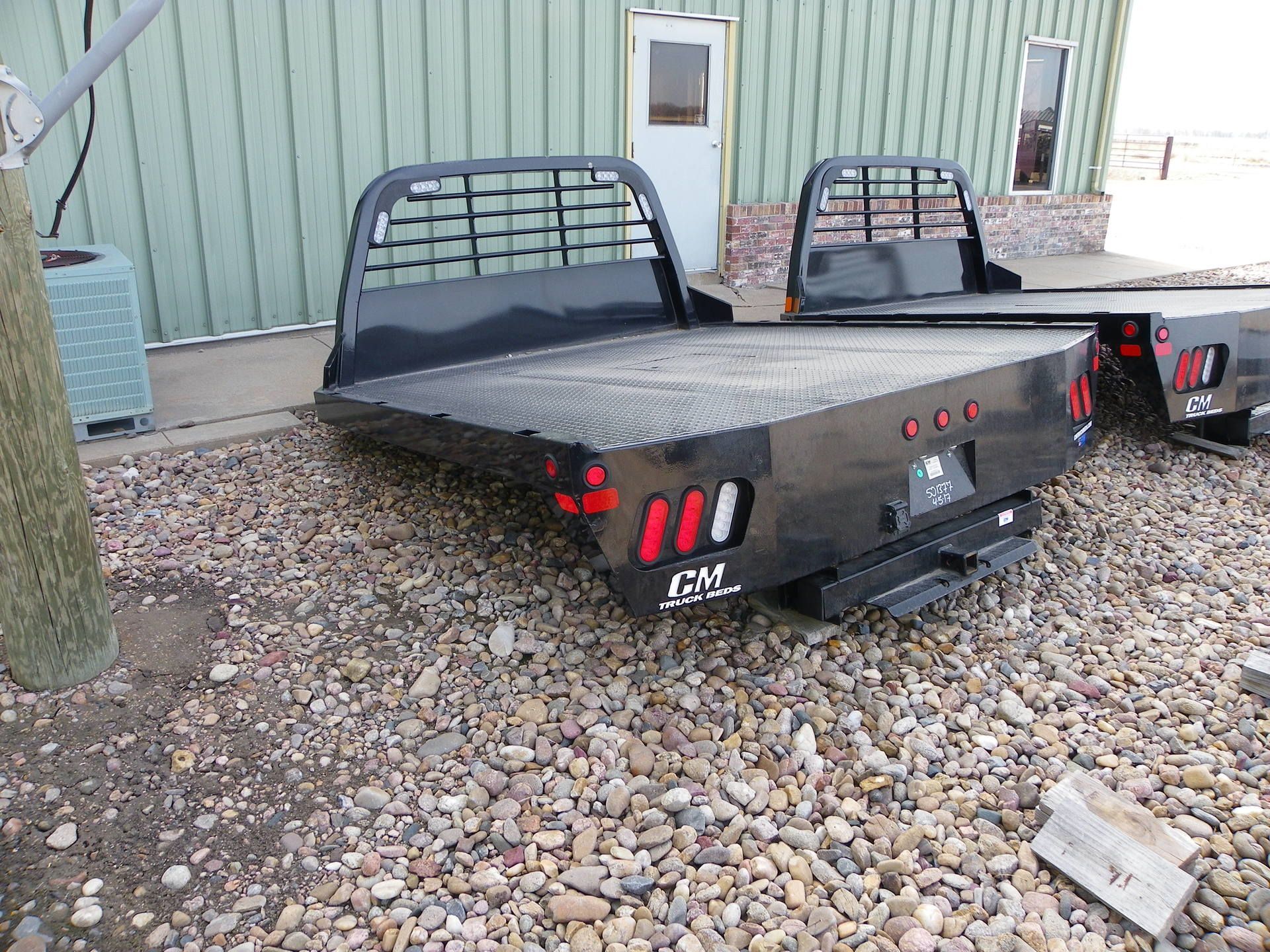 CM Truck Bed Ford Dually