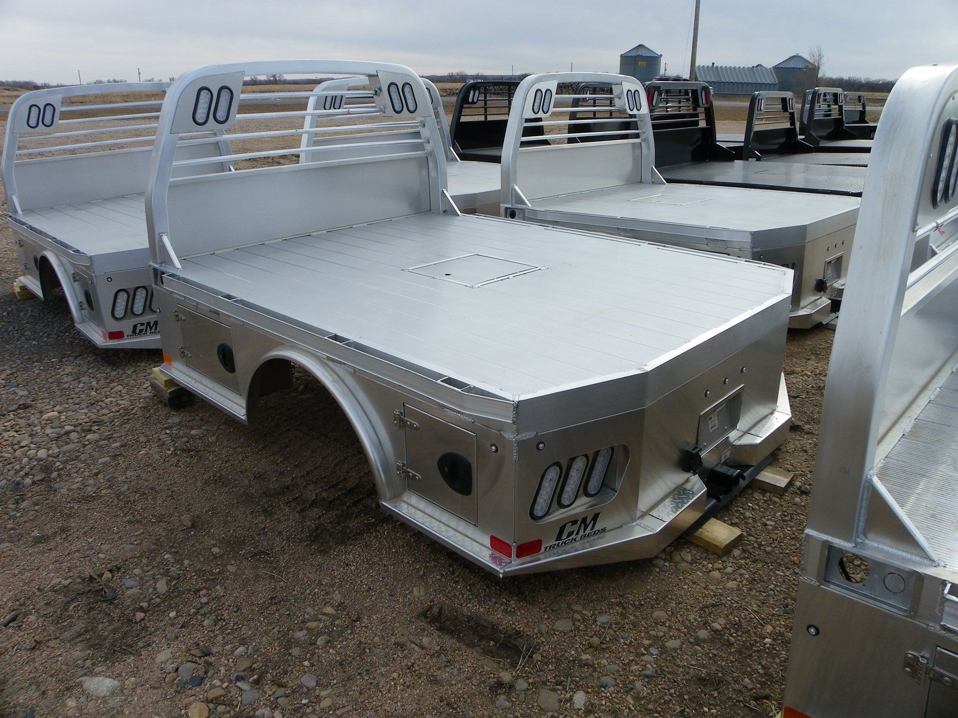 CM Truck Bed Ford Single Wheel Long Bed