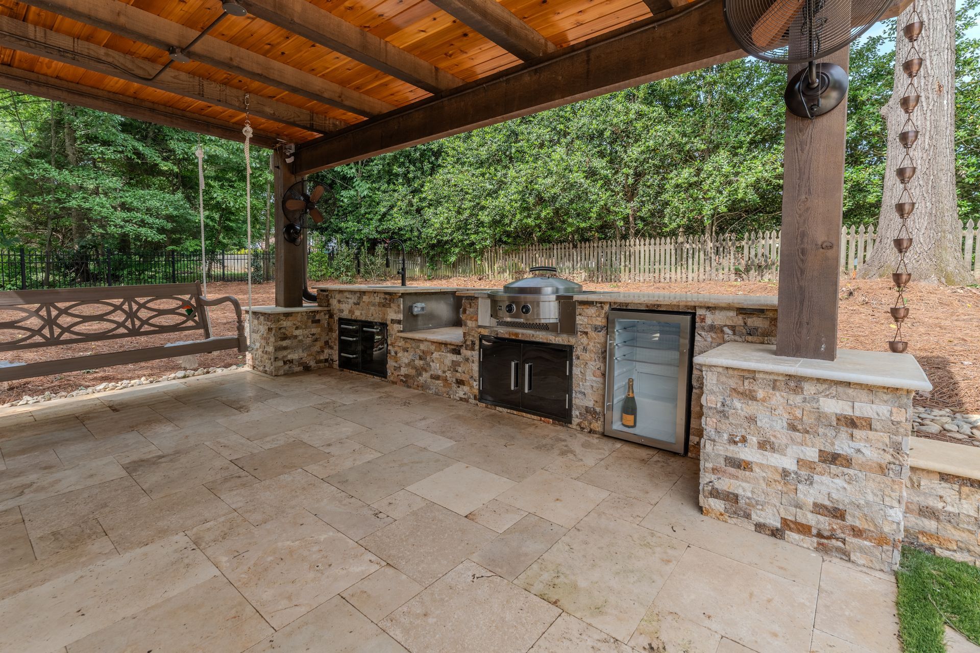 LCI Lawn and Landscaping LLC, Outdoor Kitchen