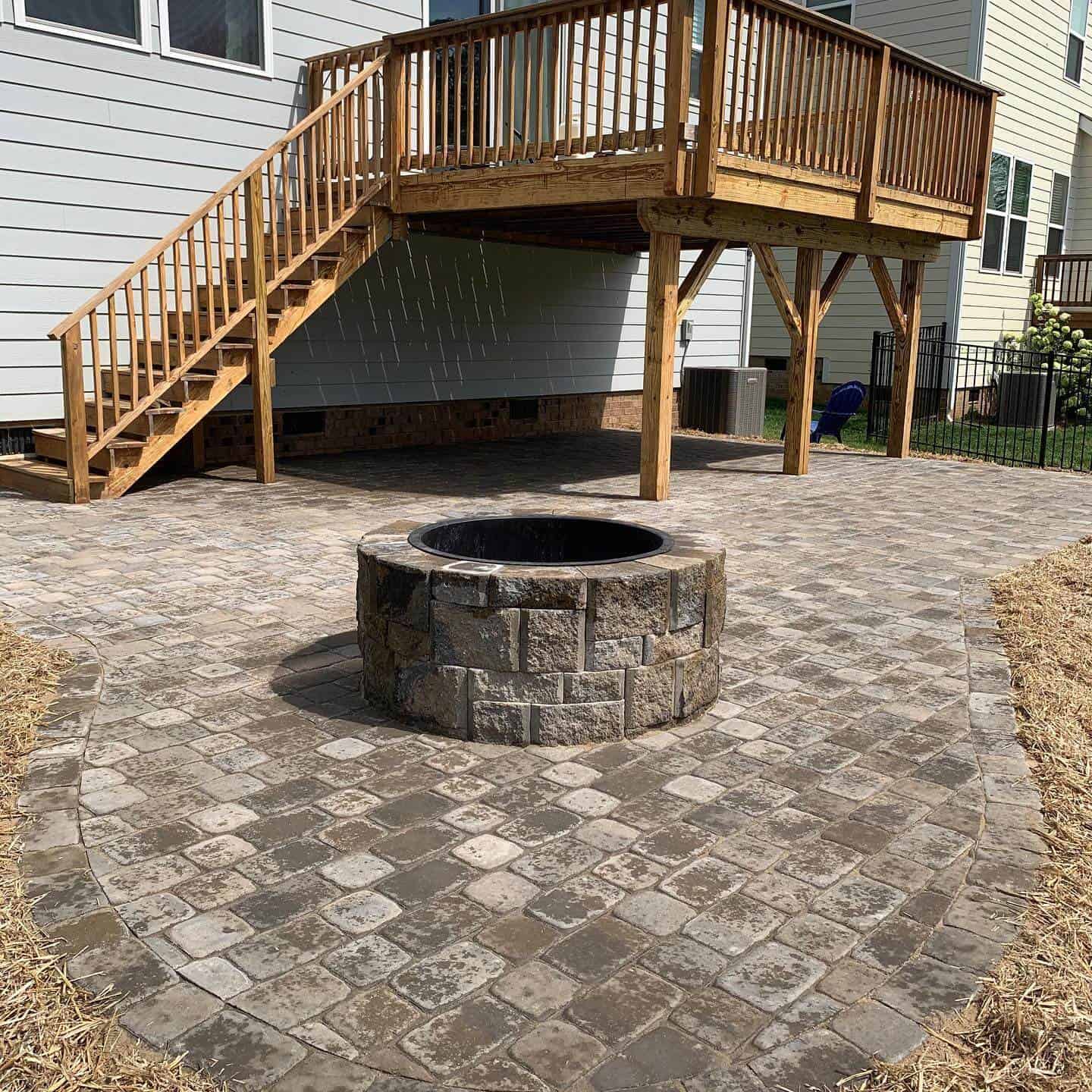 LCI Lawn and Landscaping LLC, Firepit