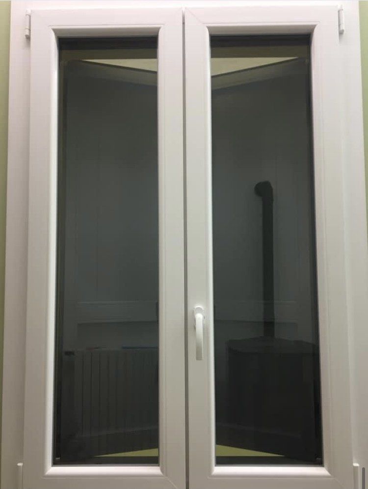 finestra in PVC bianco