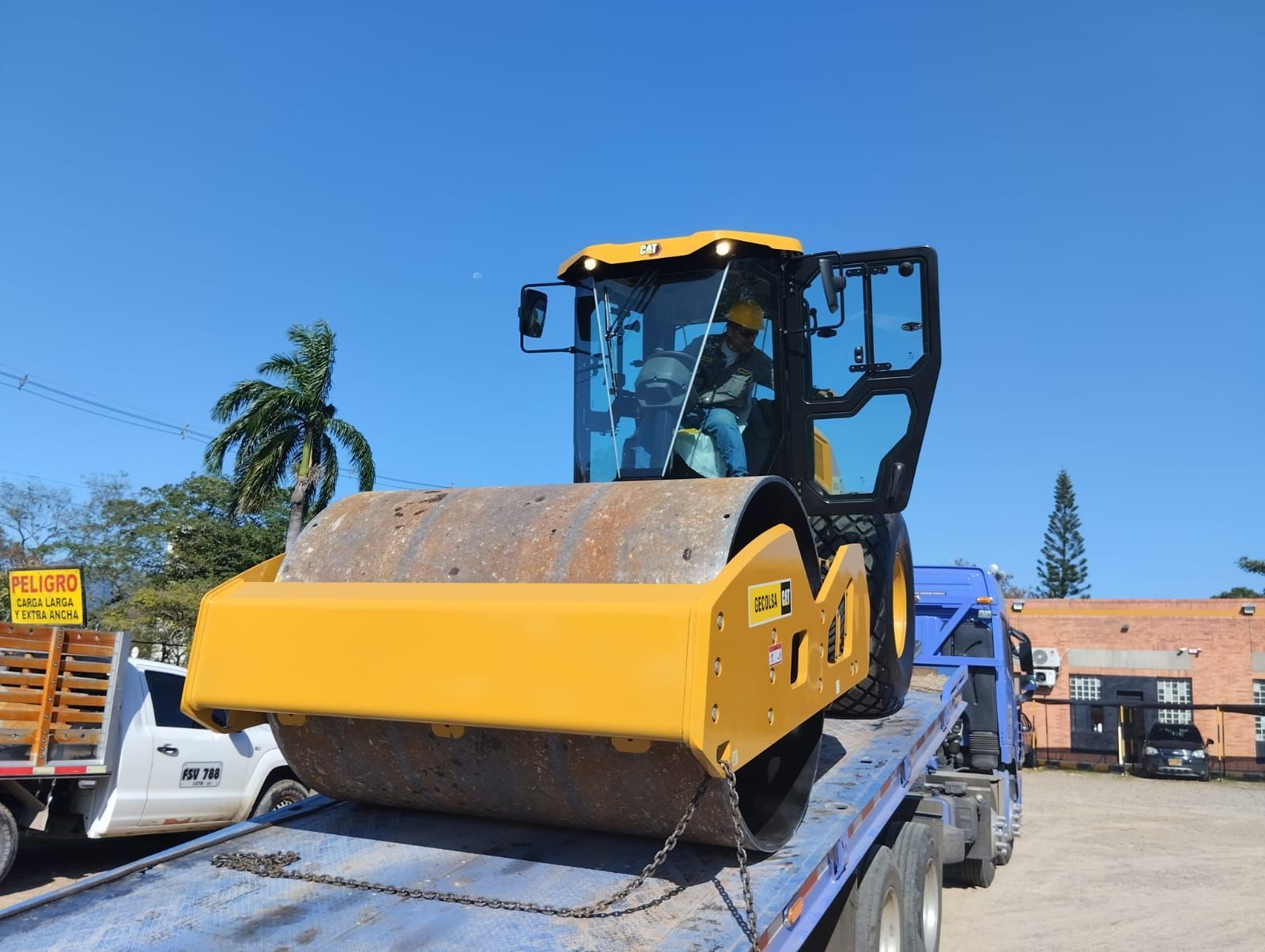 Transporte de maquinaria para la construcción