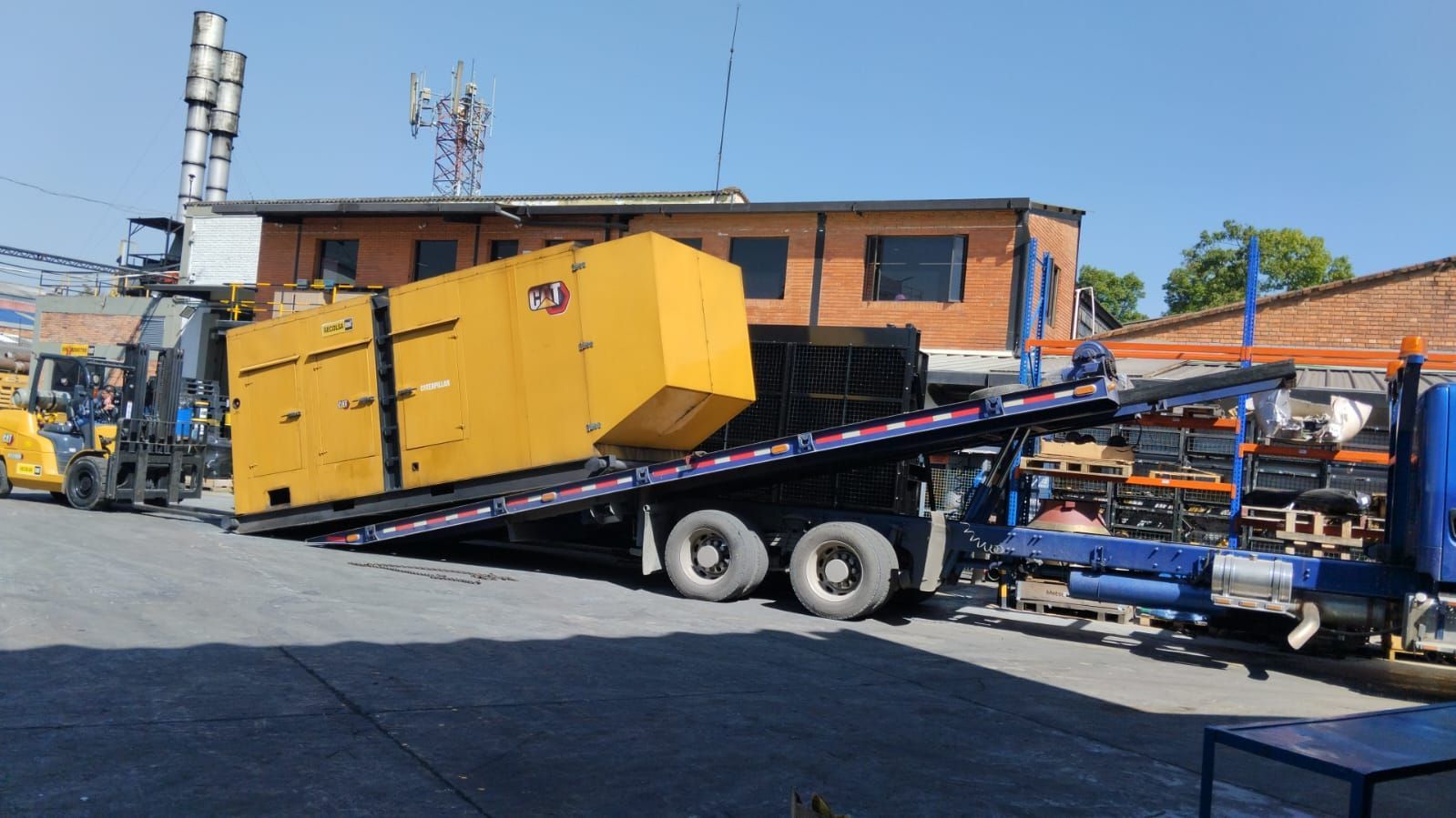 Auto grúas Salazar S.A.S.