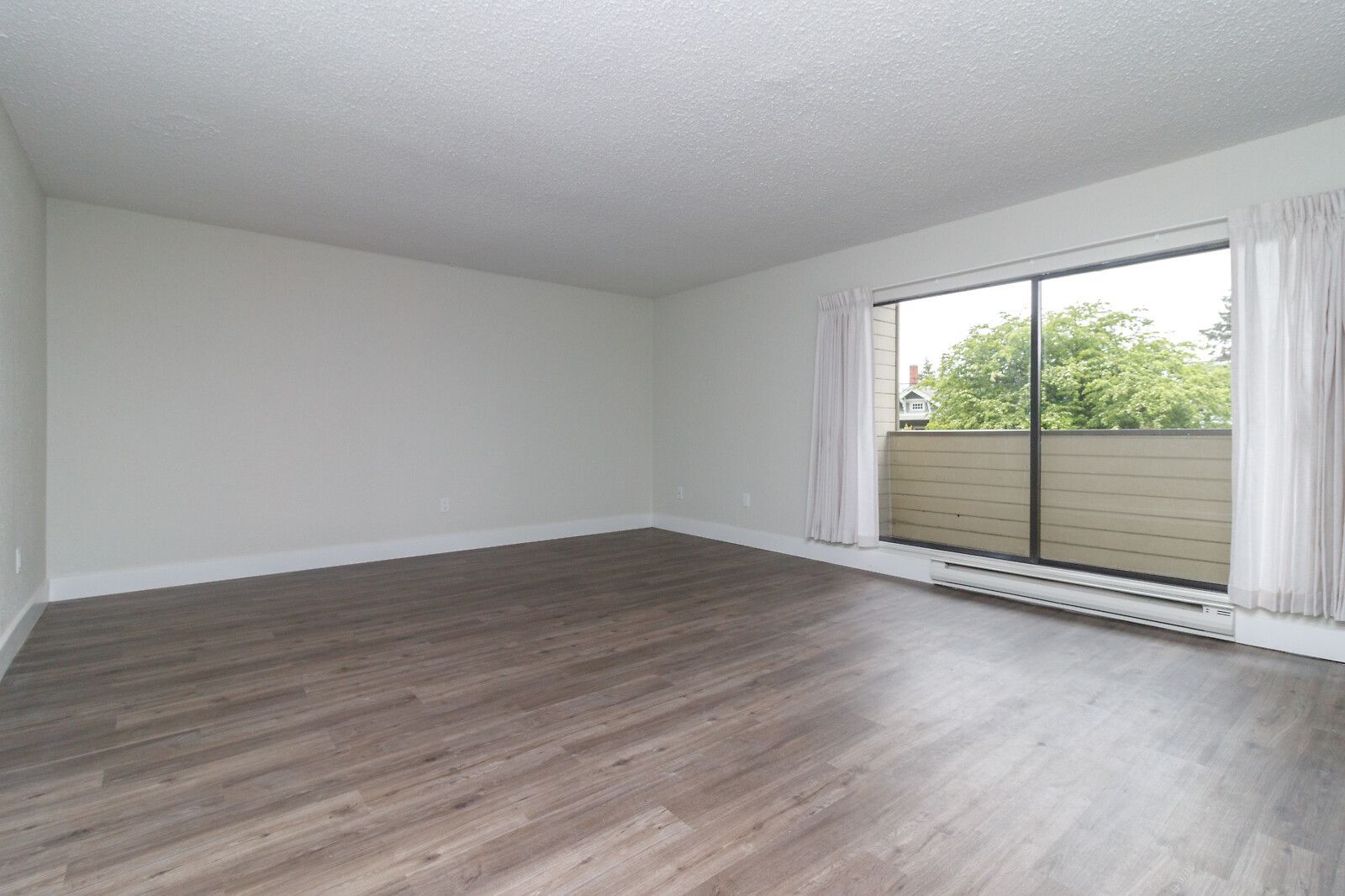 Queenston Manor Apartments Victoria Rentals