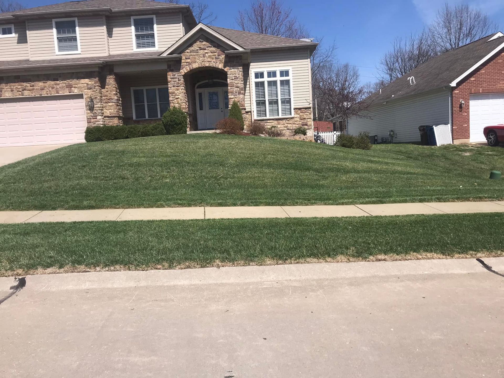 Hot Day Lawn Grass - St Peters, MO | Dart Landscaping and Lawncare