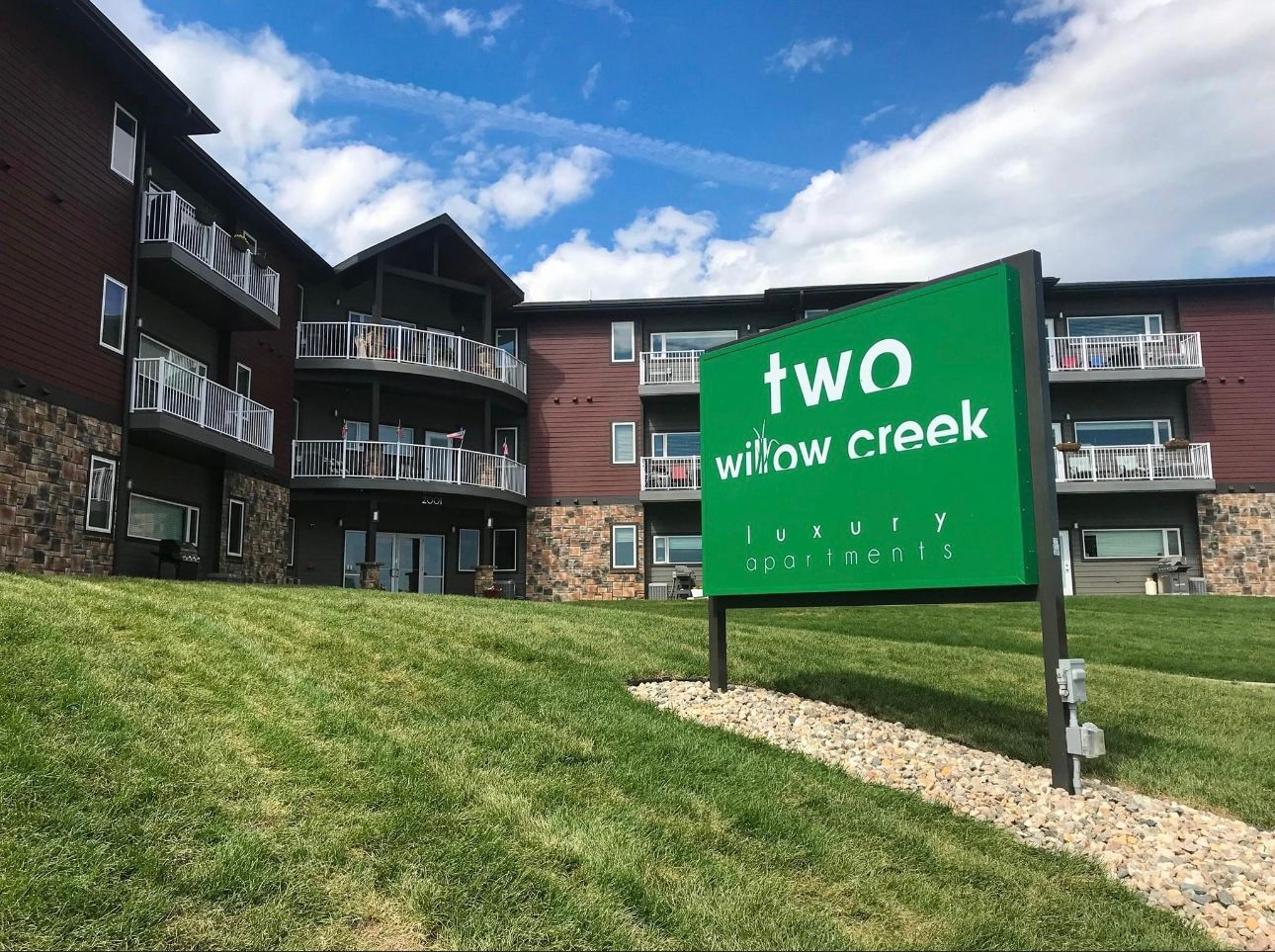 Two Willow Creek photo