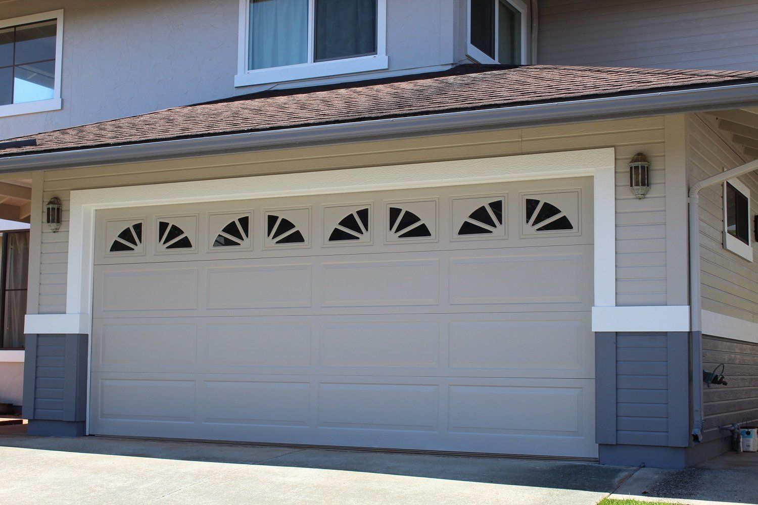 Large Garage Door — Mililani, HI — Tachibana Painting
