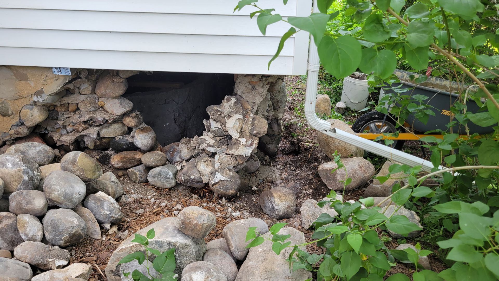 damaged foundation 