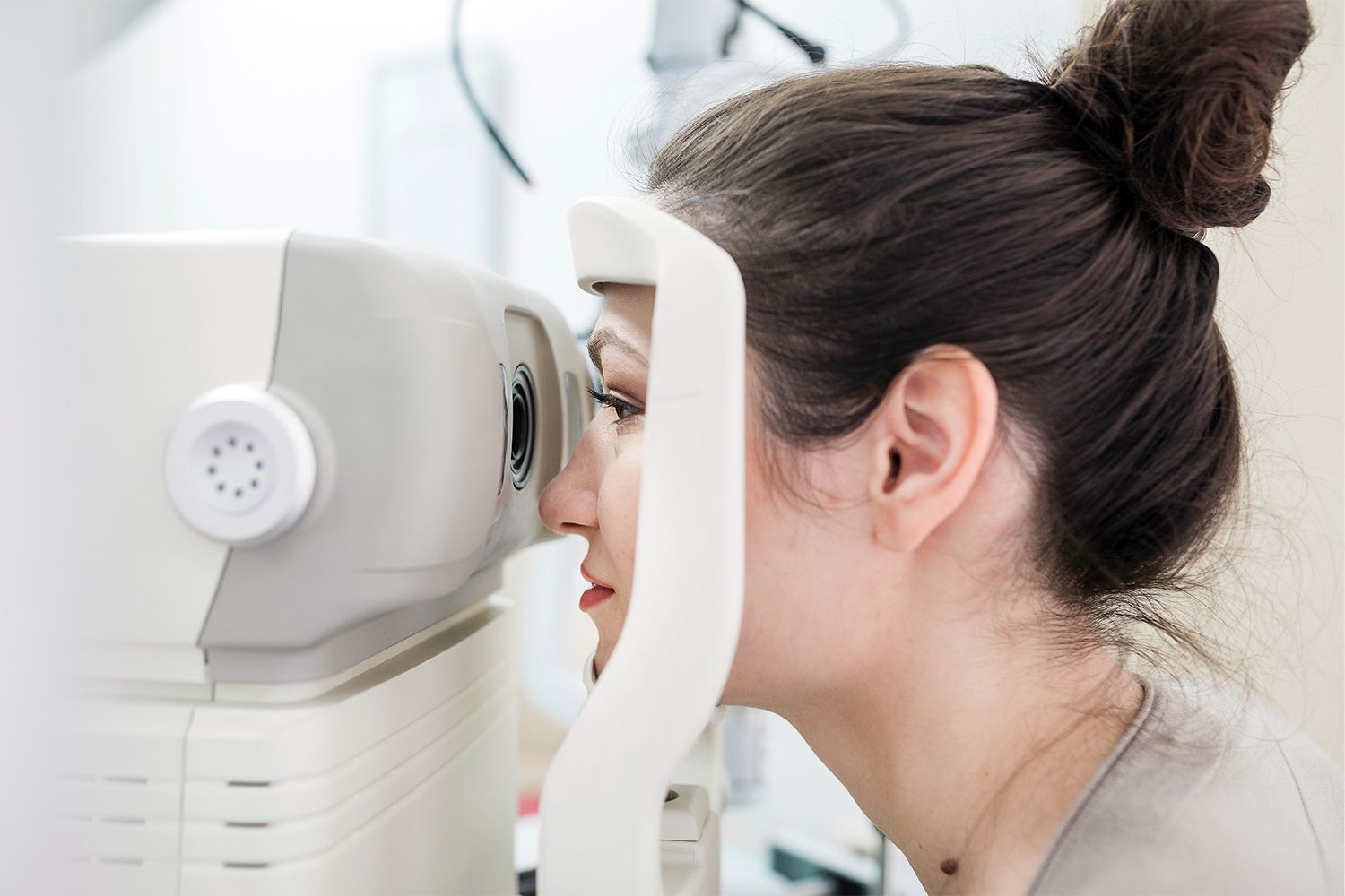 CENTRO OFTALMOLÓGICO CUMBRES - oftalmólogo