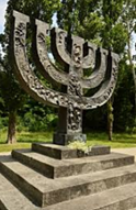 Monument sur l'emplacement du ravin Babi Yar