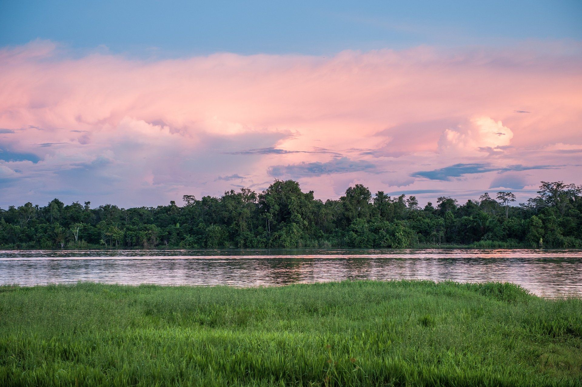afbeelding rivier in west Papua met link naar maatwerk voorbeeldreis