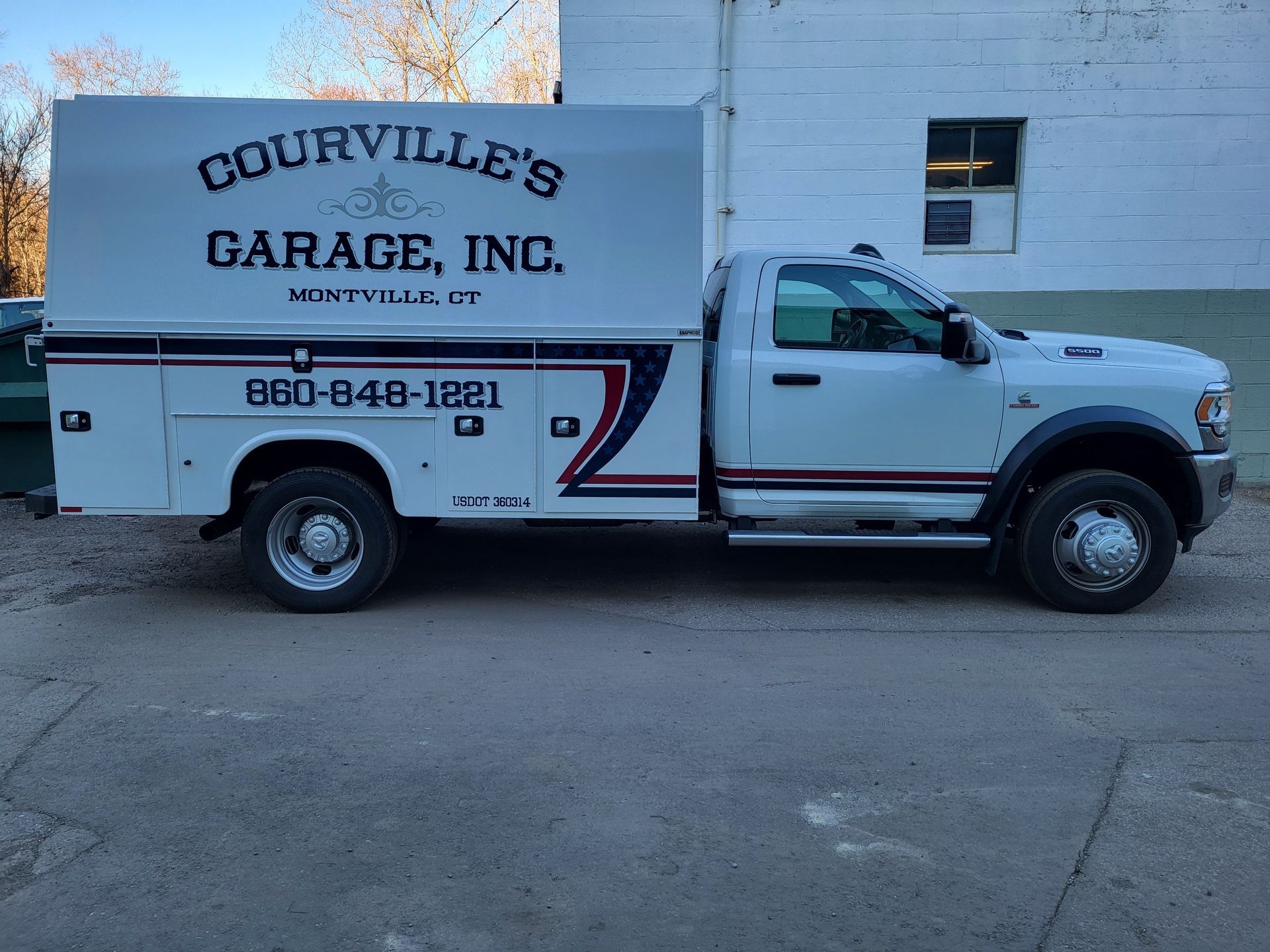 Road Side Assistance - Road Side Assistance in Montville, Connecticut Road Side Assistance - Road Side Assistance in Montville, Connecticut