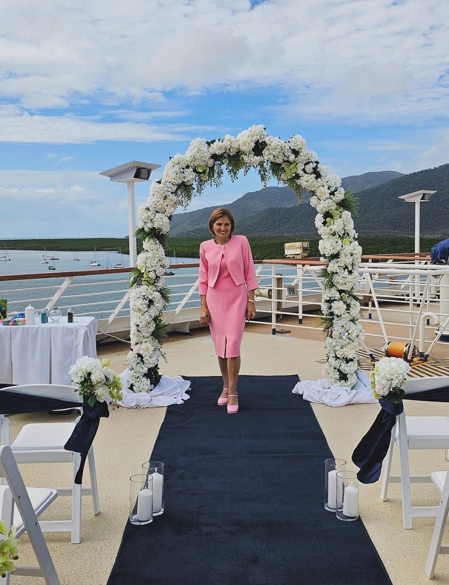 Cairns wedding ceremony with celebrant Gina Miles