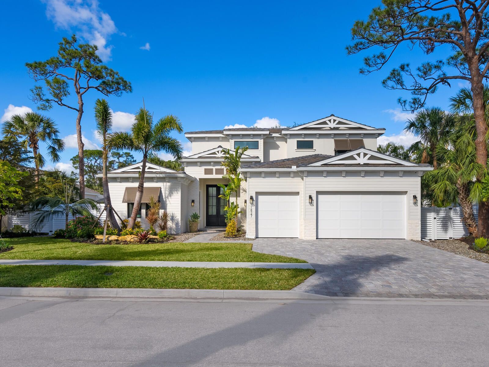2149 Wisteria Street, Sarasota, FL