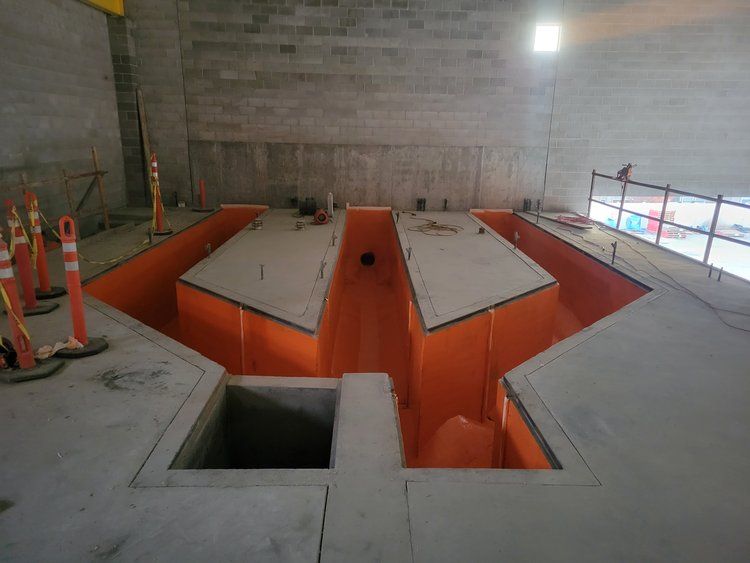 7800 Square Feet Influent