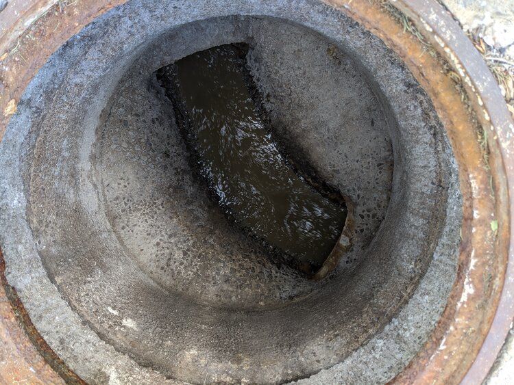 UT Project - 15 Manholes