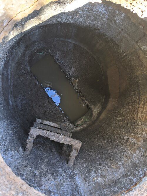 UT Project - 15 Manholes