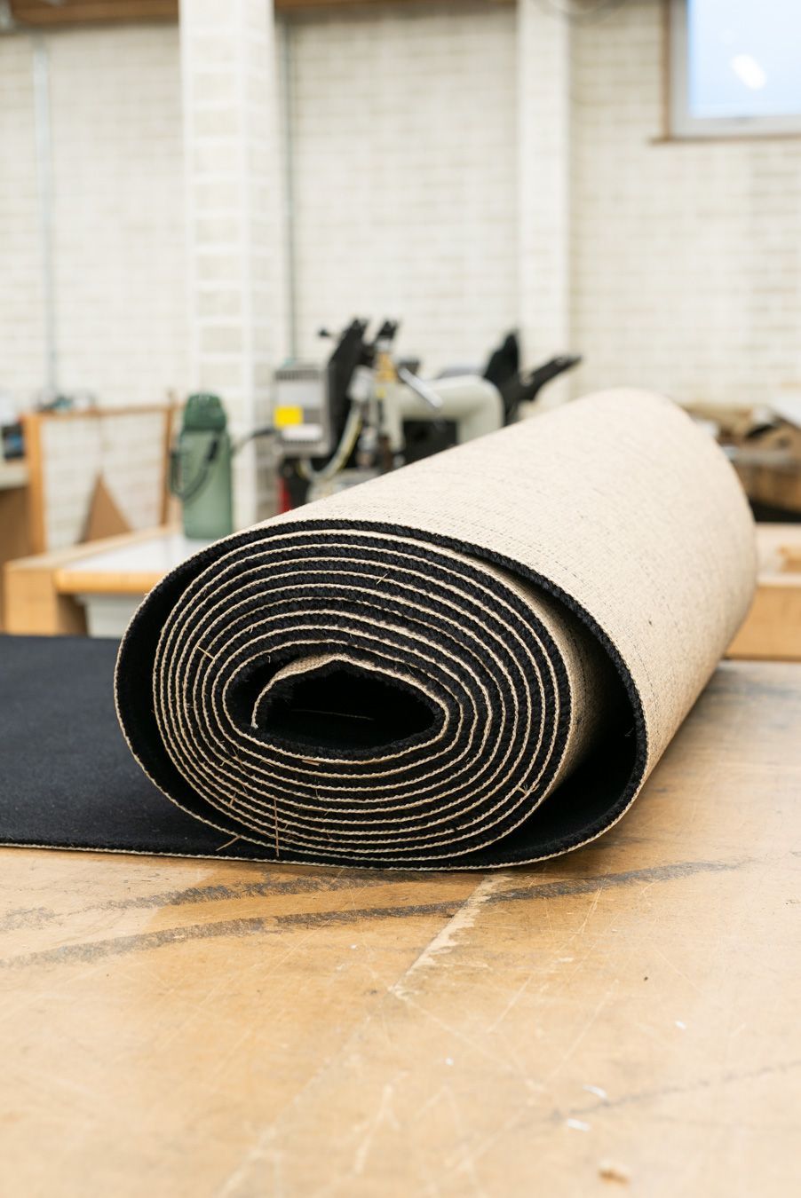 AC Cobra MKiv Mk IV mk4 4 retrim restoration respray repaint paint refurbish restore resto leather carpet black vaumol grained crushed how to trim redline engineering d:class dclass auto automotive golden hour seats steering wheel dashboard