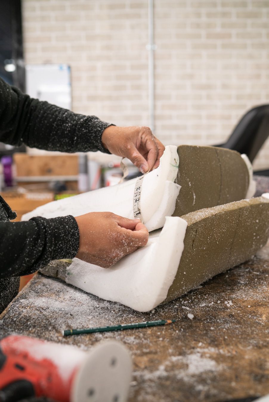 AC Cobra MKiv Mk IV mk4 4 retrim restoration respray repaint paint refurbish restore resto leather carpet black vaumol grained crushed how to trim redline engineering d:class dclass auto automotive golden hour seats steering wheel dashboard