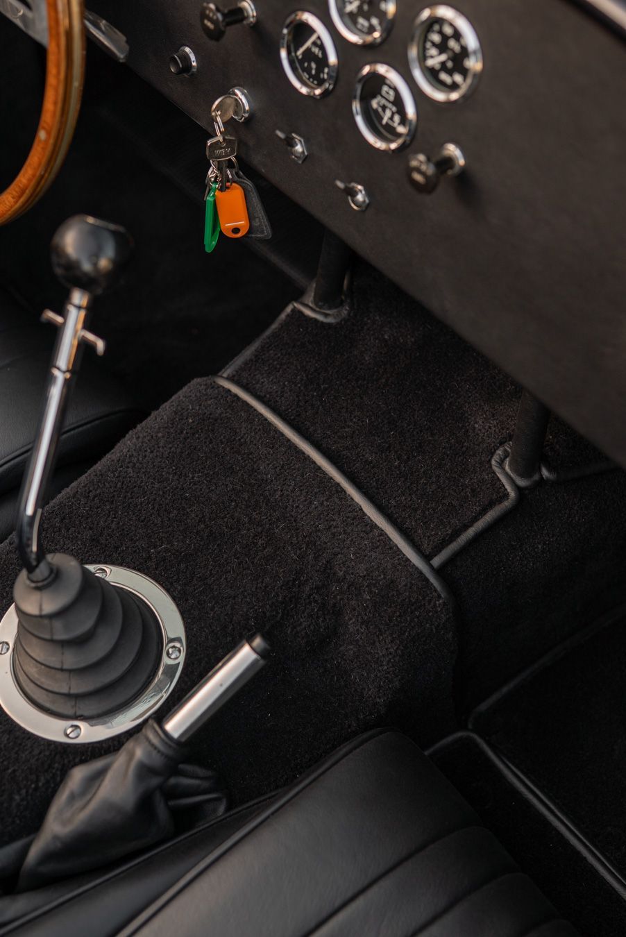 AC Cobra MKiv Mk IV mk4 4 retrim restoration respray repaint paint refurbish restore resto leather carpet black vaumol grained crushed how to trim redline engineering d:class dclass auto automotive golden hour seats steering wheel dashboard