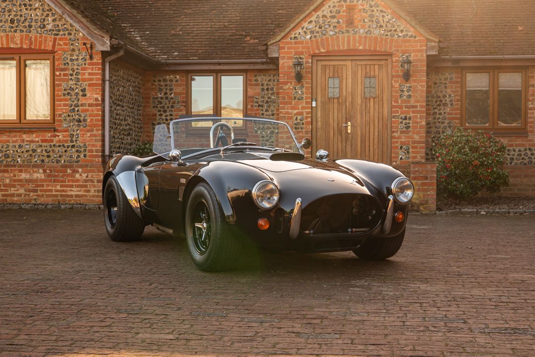 full interior retrim restoration black grained leather seats carpet dashboard respray repaint paint 