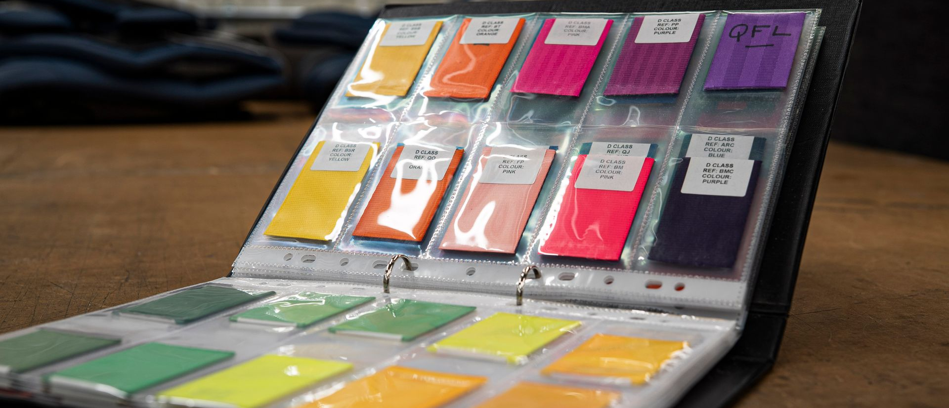 d:class dclass seat belt web webbing colour colours red yellow orange pink blue green auto autoshop rewebbing
