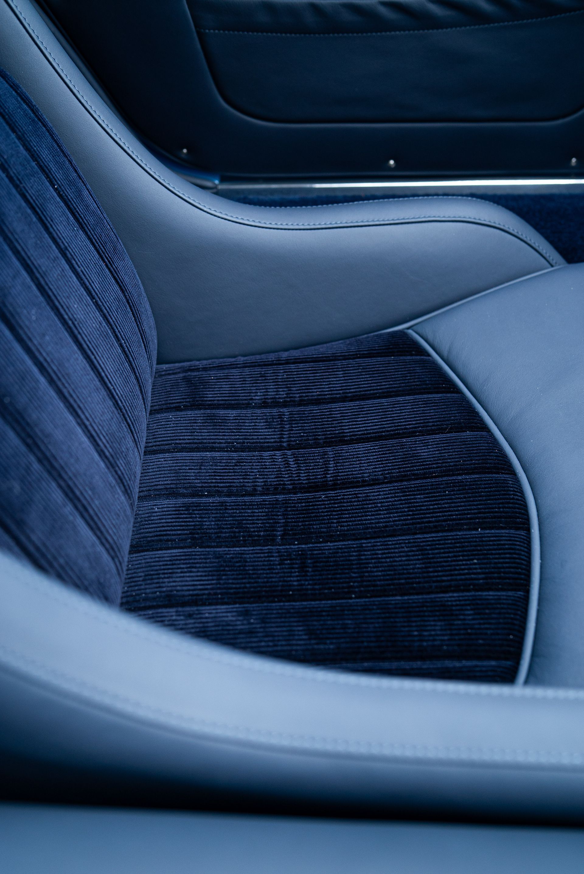 Ferrari SWB 250 GTO Engineering restoration interior full retrim leather corduroy nappa blue d:class automotive