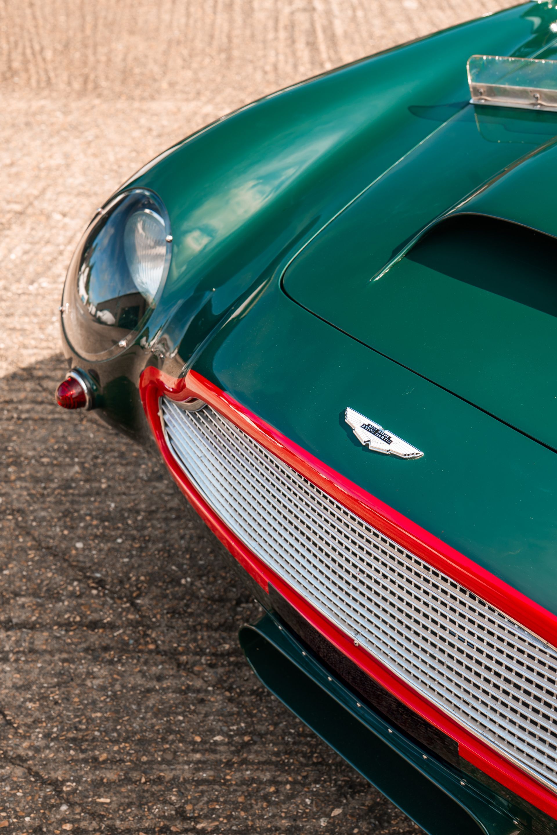 Aston Martin DB4 GT 18 green tillett racing race seat d:class leather pads customised interior green nappa