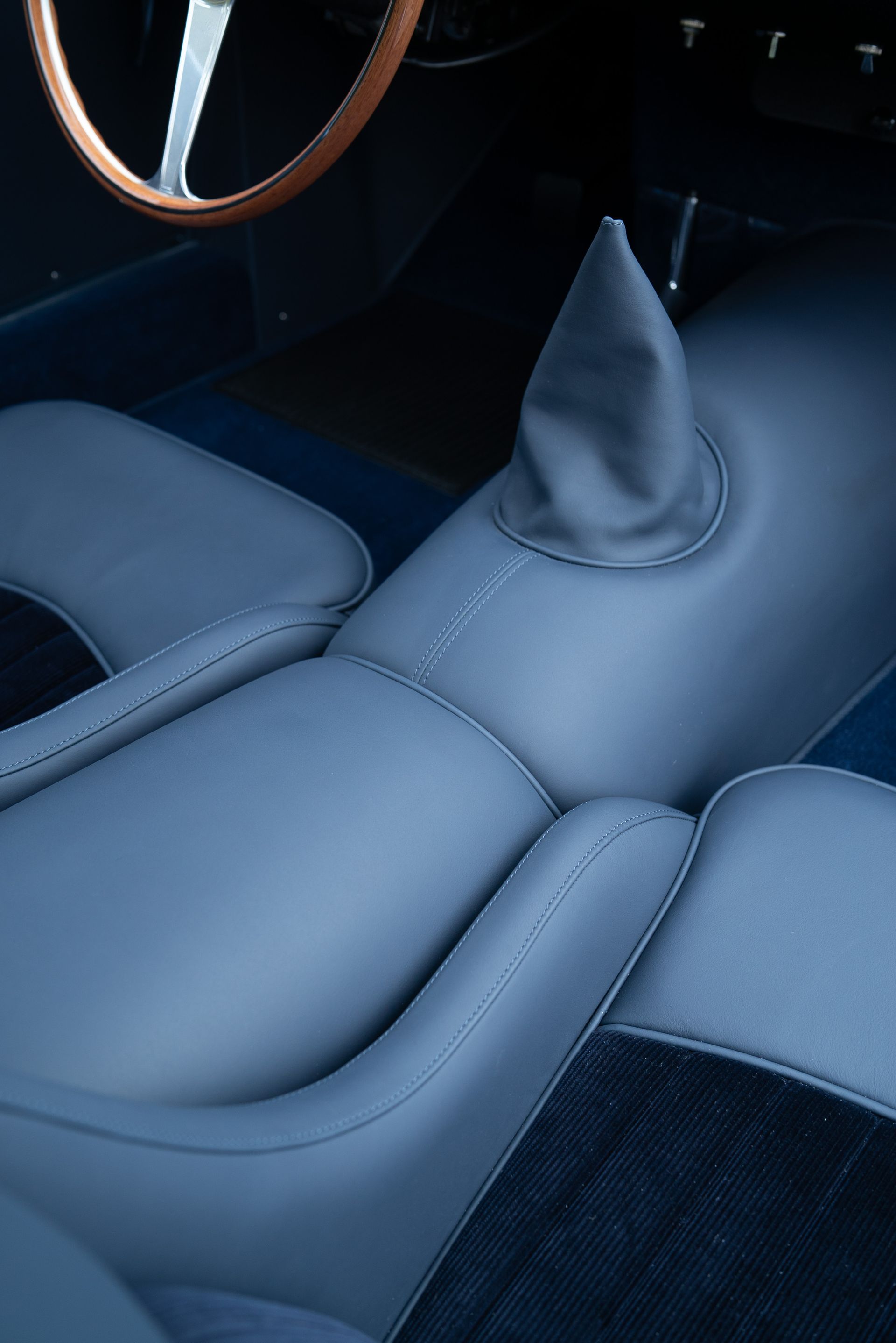 Ferrari SWB 250 GTO Engineering restoration interior full retrim leather corduroy nappa blue d:class automotive