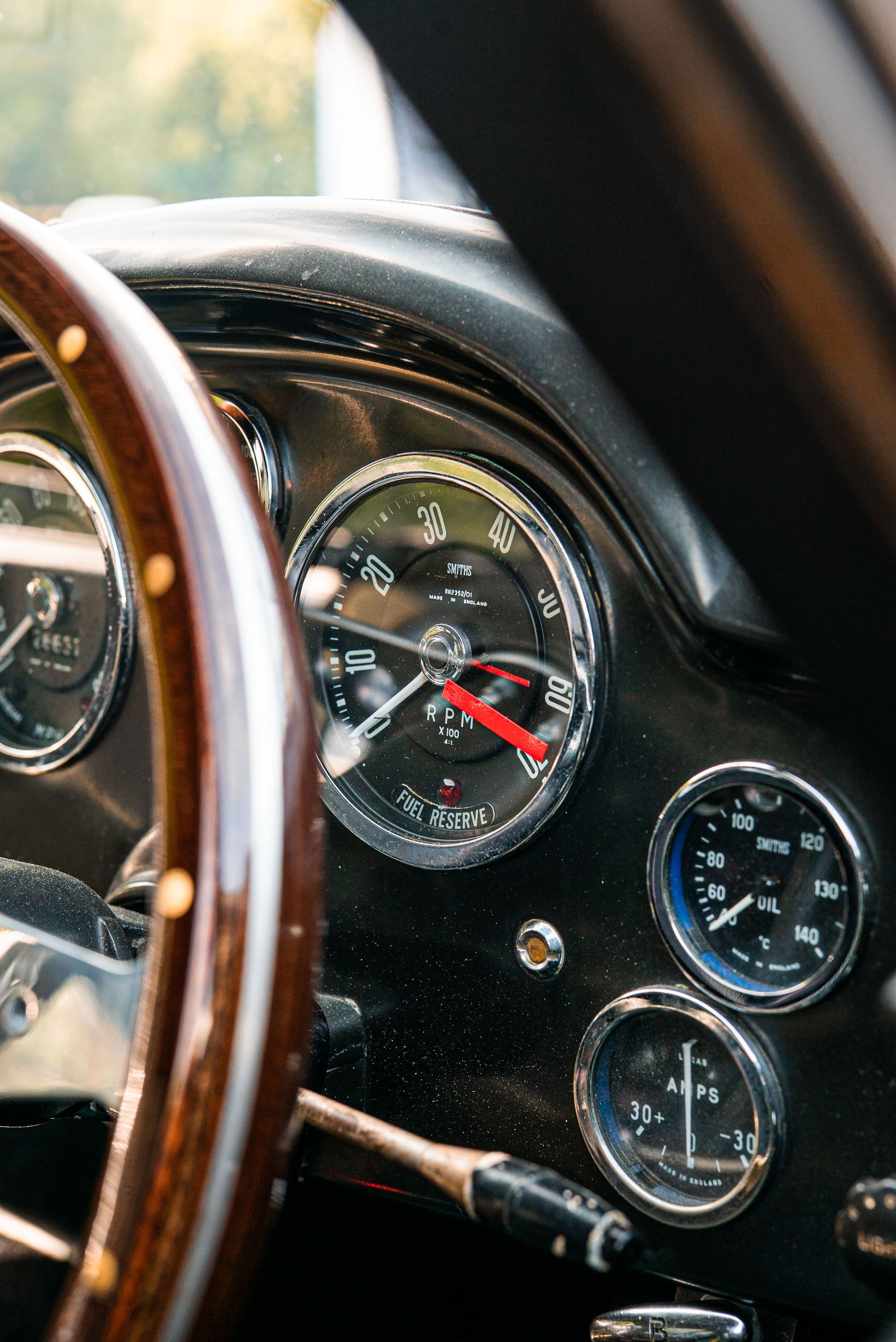 Aston Martin DB4 GT 18 green tillett racing race seat d:class leather pads customised interior green nappa