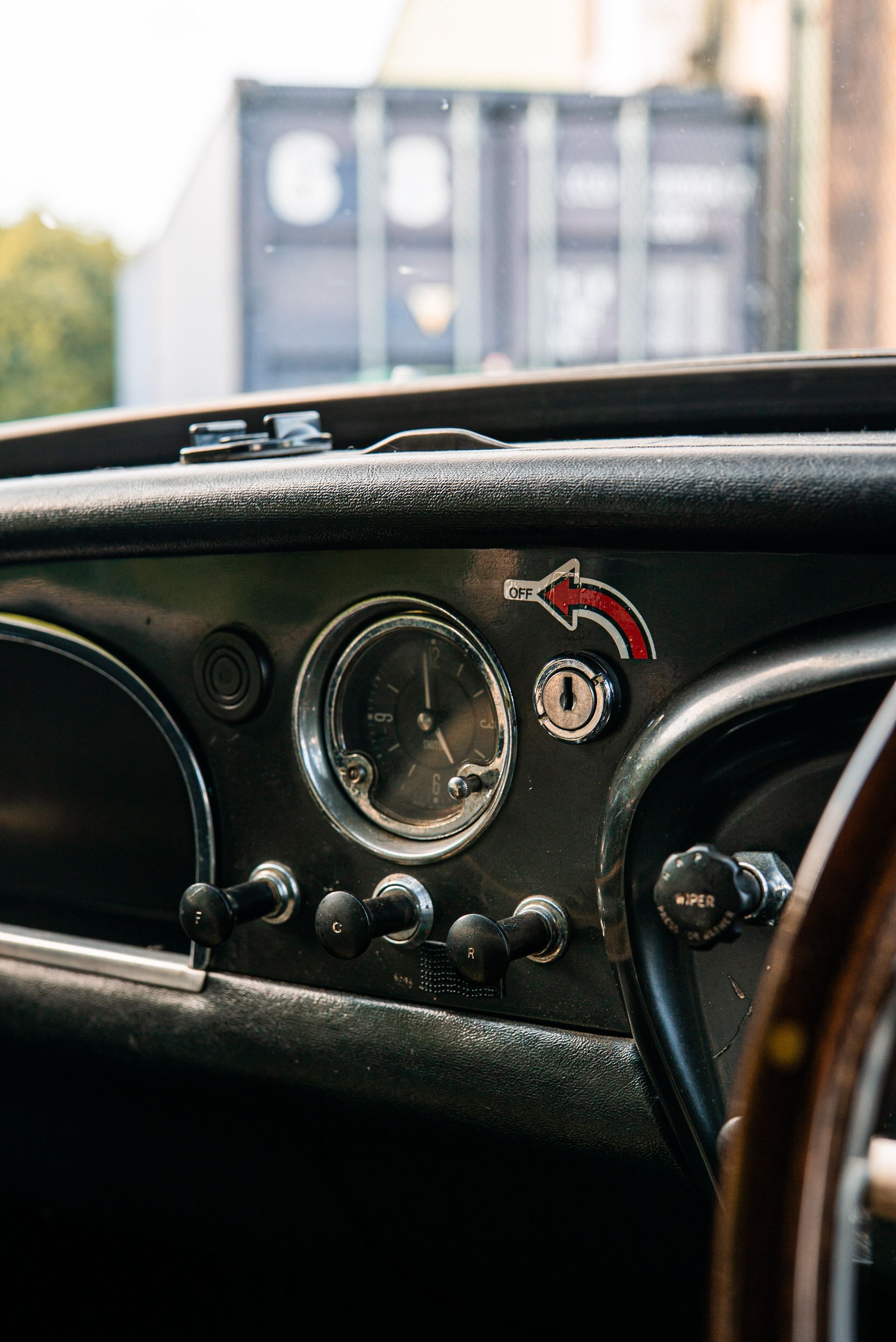 Aston Martin DB4 GT 18 green tillett racing race seat d:class leather pads customised interior green nappa