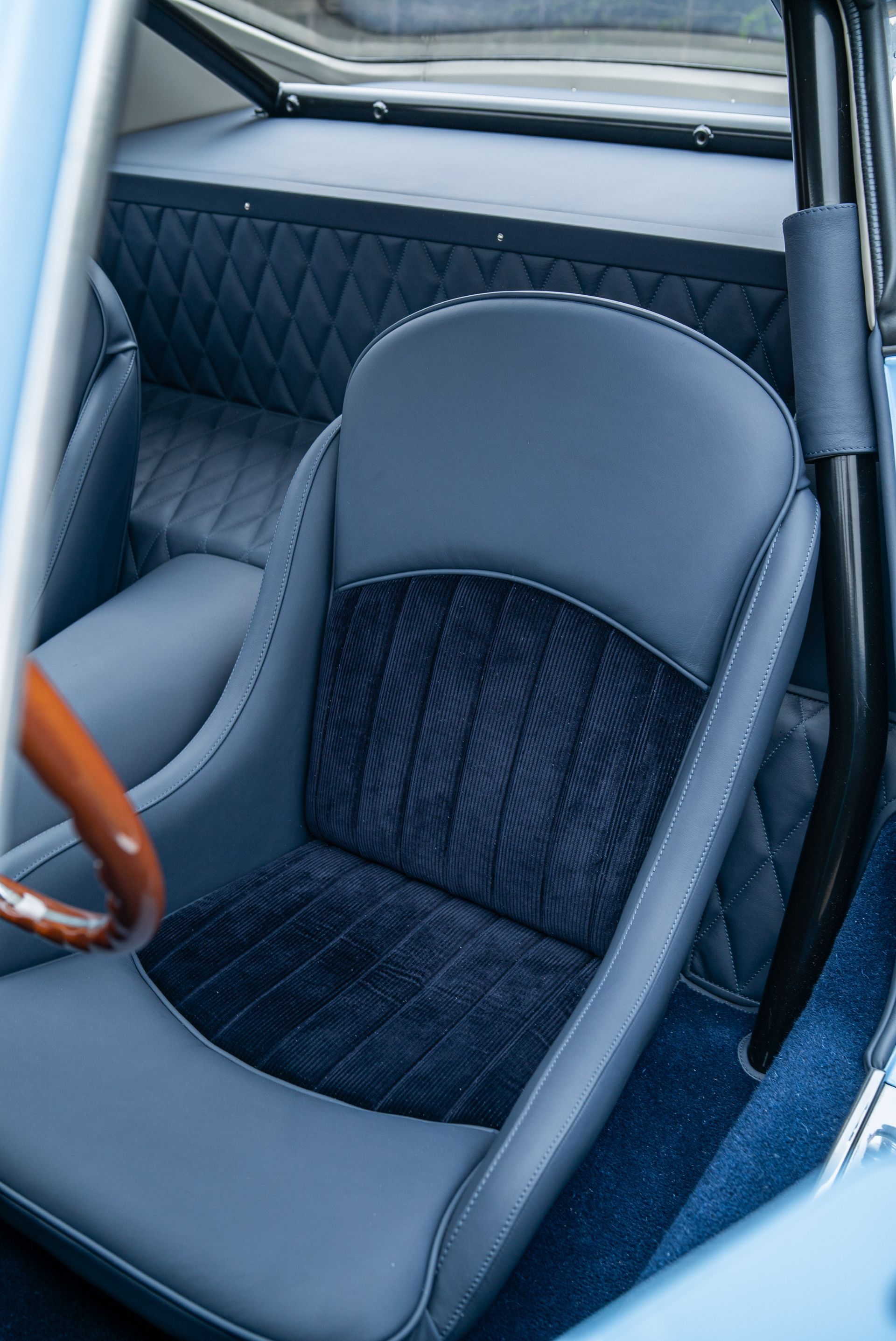 Ferrari SWB 250 GTO Engineering restoration interior full retrim leather corduroy nappa blue d:class automotive
