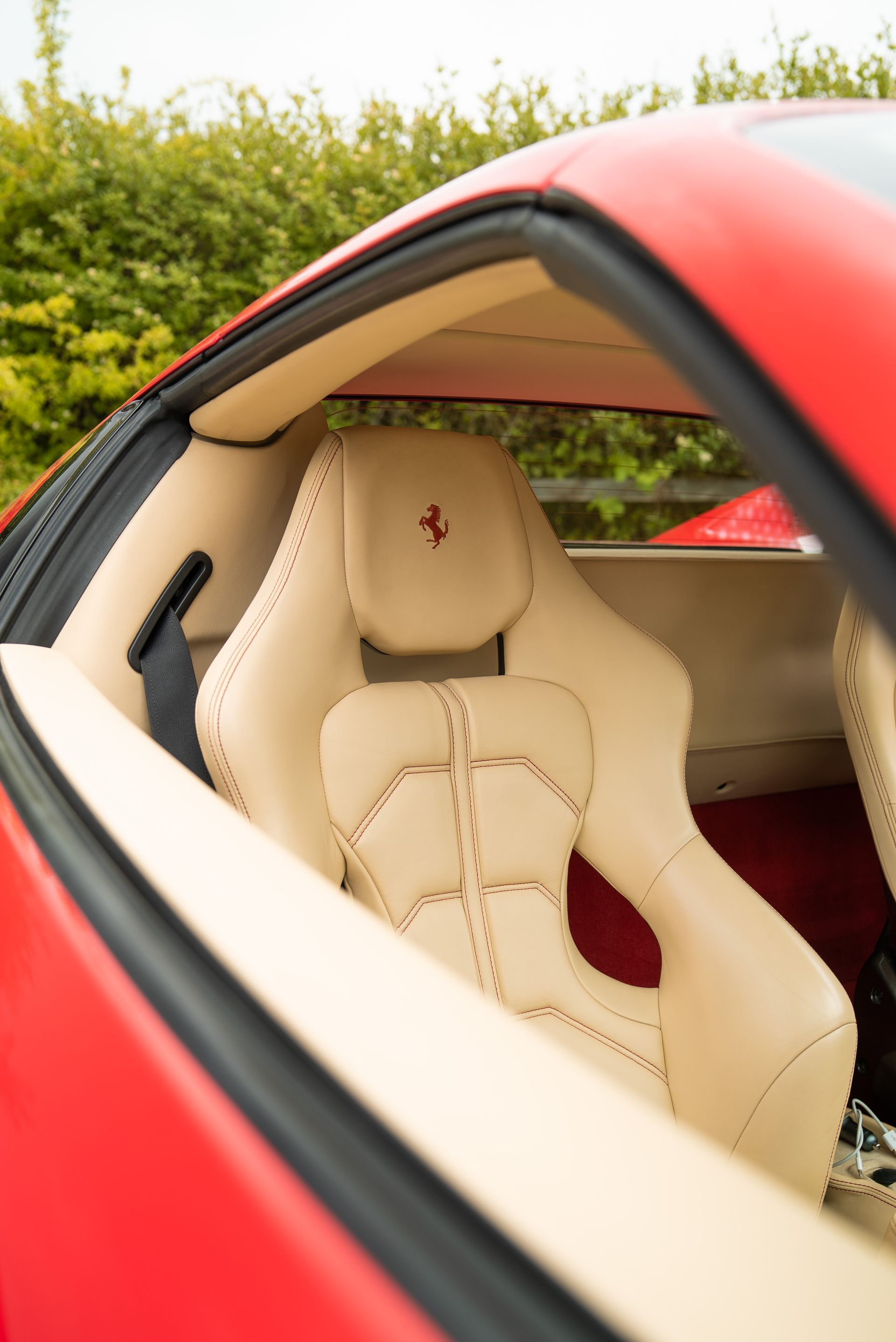 Ferrari 458 Spider steering wheel retrim d:class leather debossed perforated upholstered oem brand new black interior