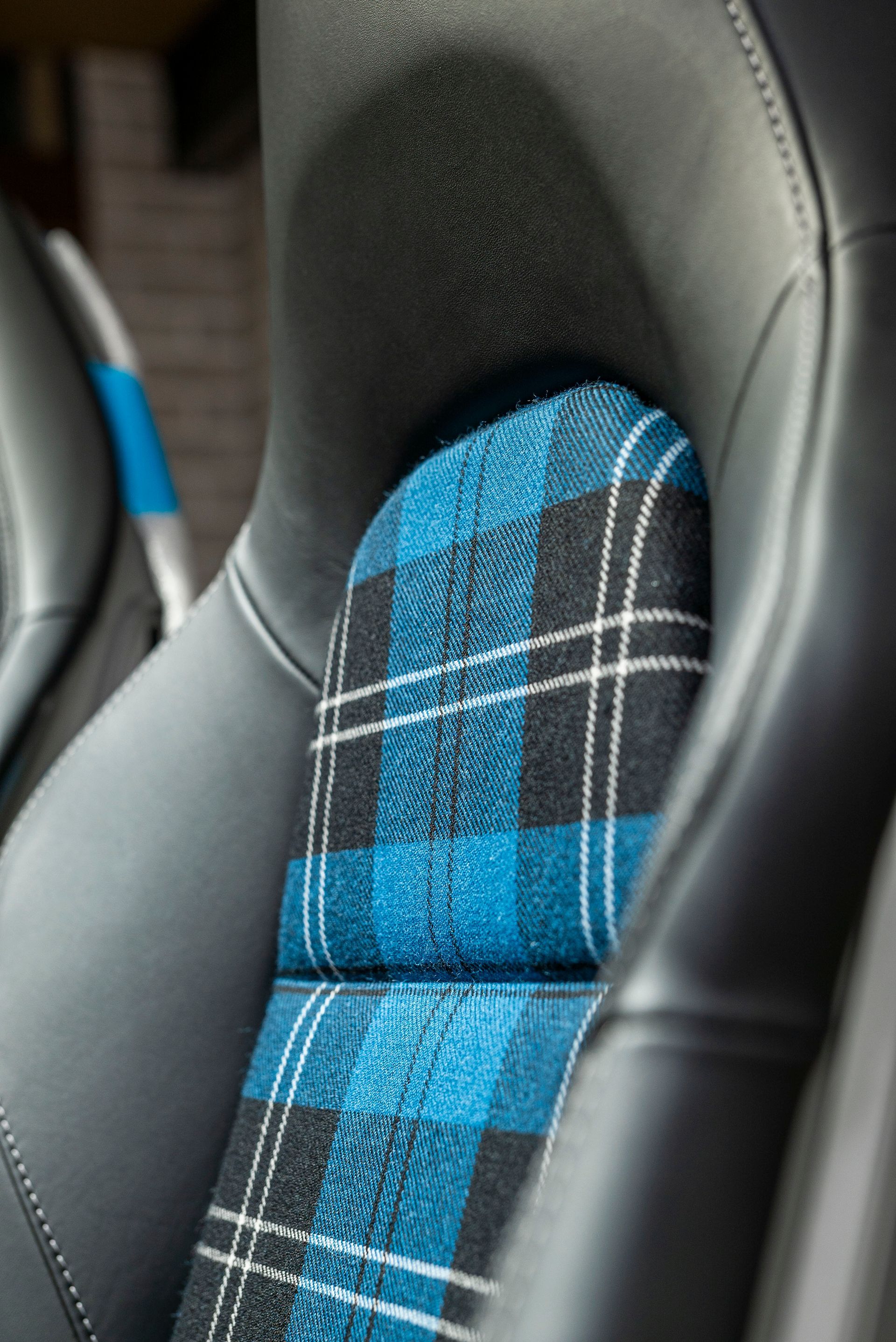 Porsche 911 991 GT3 comfort seats blue tartan seat centre retrim d:class automotive surrey oem custom customised