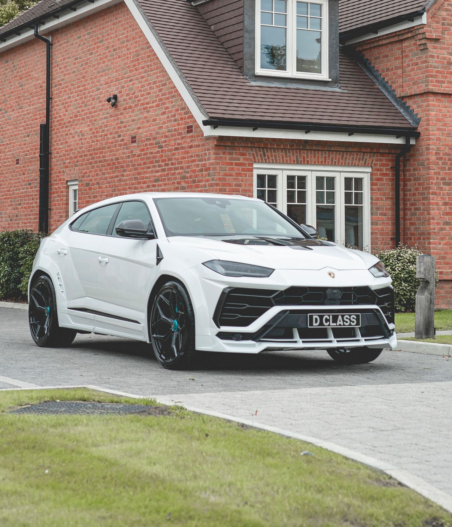 lamborghini urus interior retrim alcantara leather cyan blue design d:class automotive black retrim seats