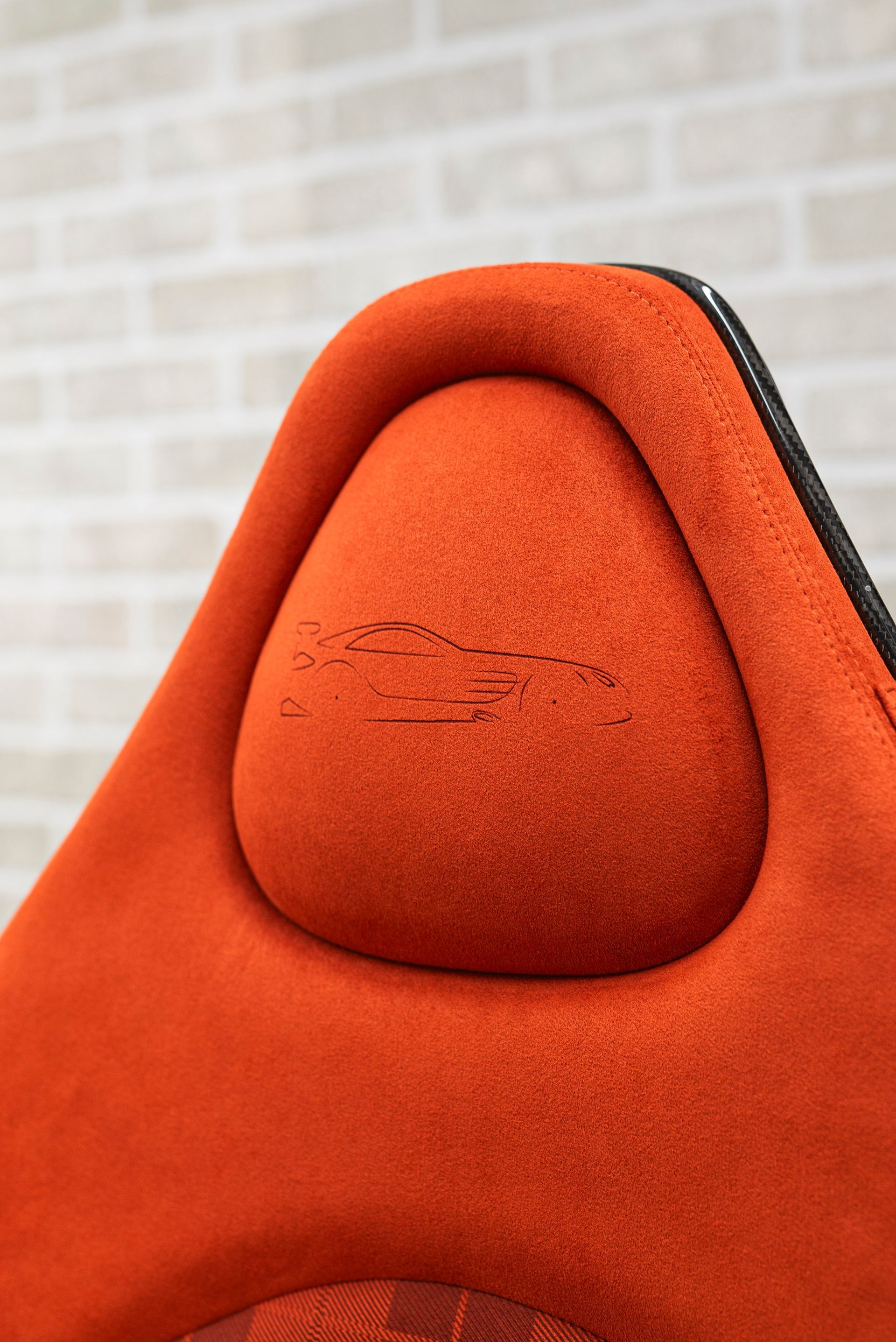 mclaren slr hdk alcantara laser lasering mso logo tartan silhouette formation industries dclass auto automotive d:class