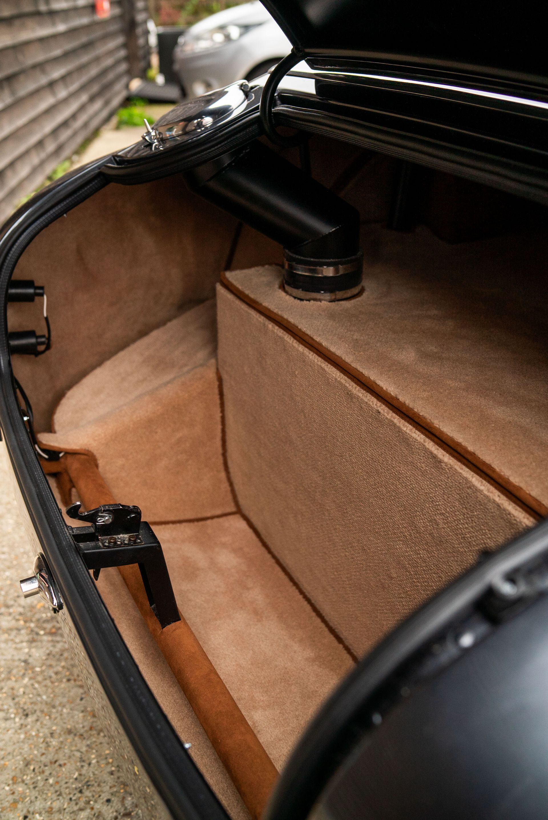 d:class interior retrim upholstery reupholstered retrimmed restoration gto swb 250 alcantara quilting tan custom customised bespoke fabrication fabricated seats carpet roll cage beige boyriven engineering best near me local surrey trimshop