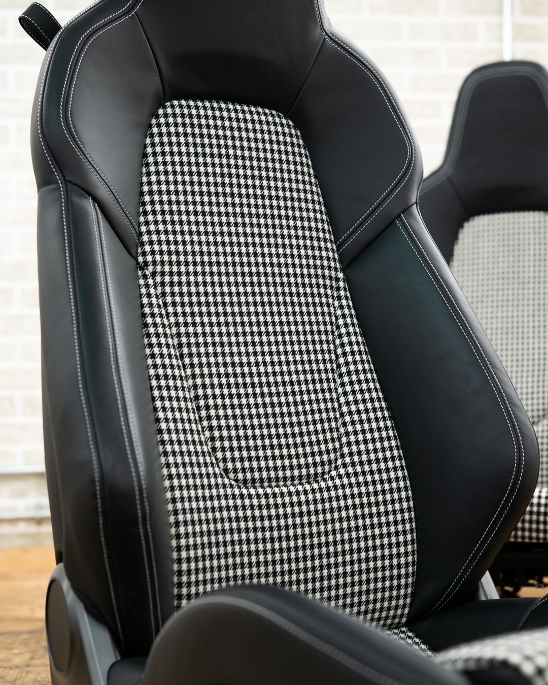 porsche 911 GT3 Touring retrim reupholster interiors interior houndstooth oem d:class dclass automotive near me sport seats plus