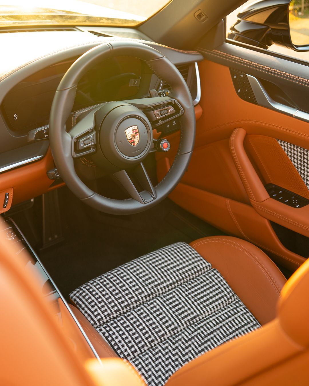 Porsche 911 carrera cabriolet gts tan leather black and white houndstooth retrim upholstery reupholstered dclass d:class oem plus oem+ heritage pack