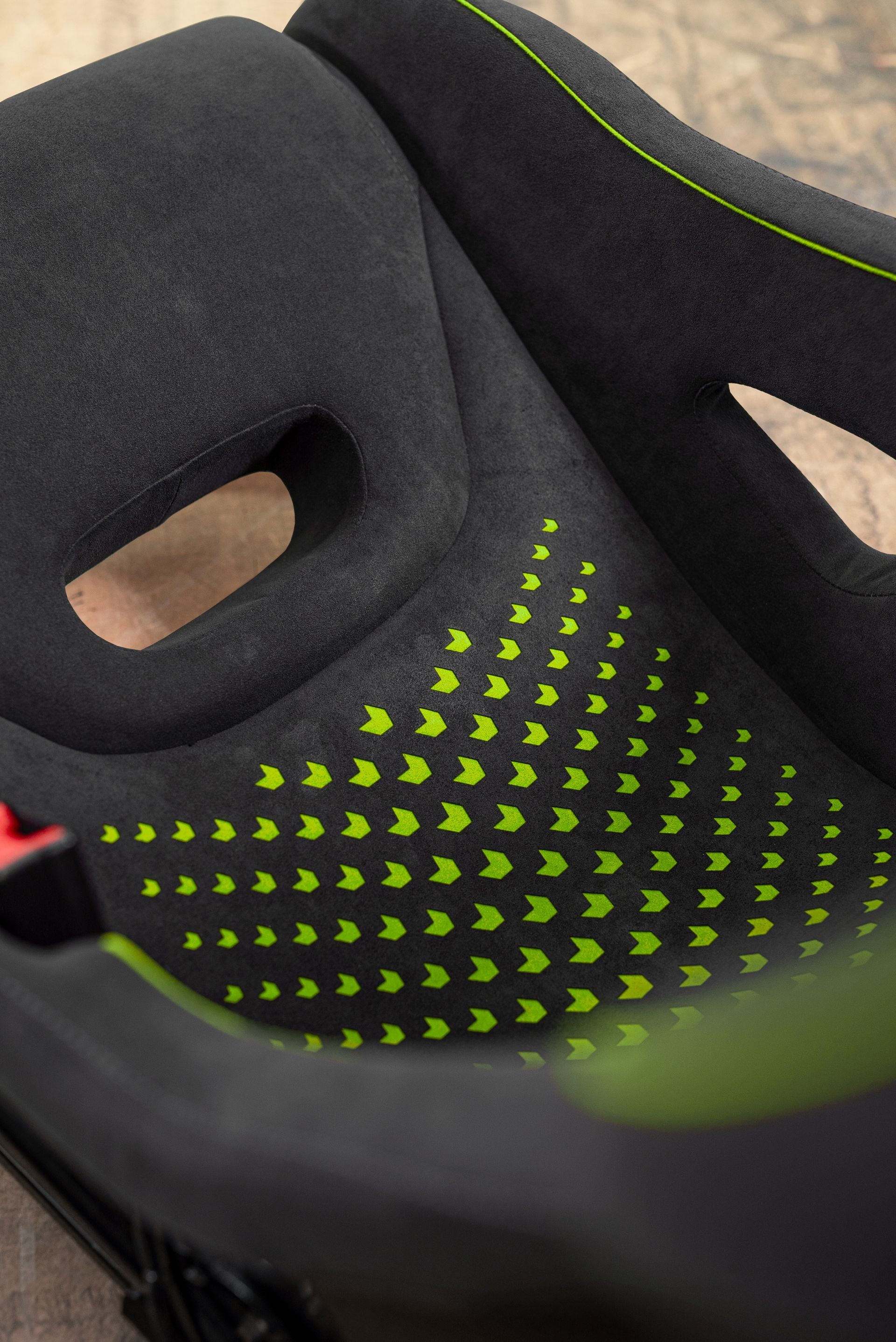 mclaren P1 style seats laser lasered petfred lanzante interior retrim seats seat pair customised alcantara bucket race d:class automotive surrey tourer touring conversion