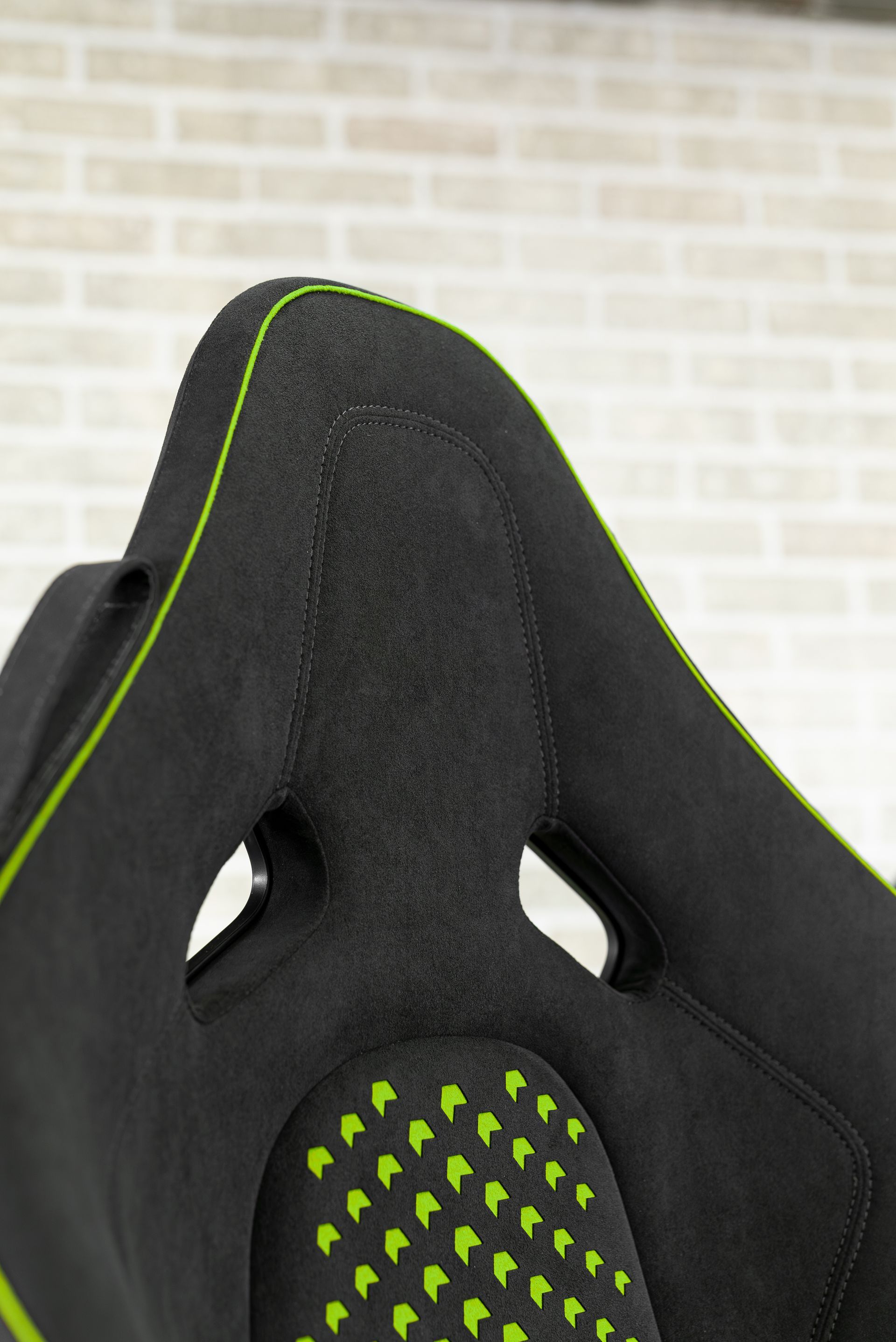 mclaren P1 style seats laser lasered petfred lanzante interior retrim seats seat pair customised alcantara bucket race d:class automotive surrey tourer touring conversion