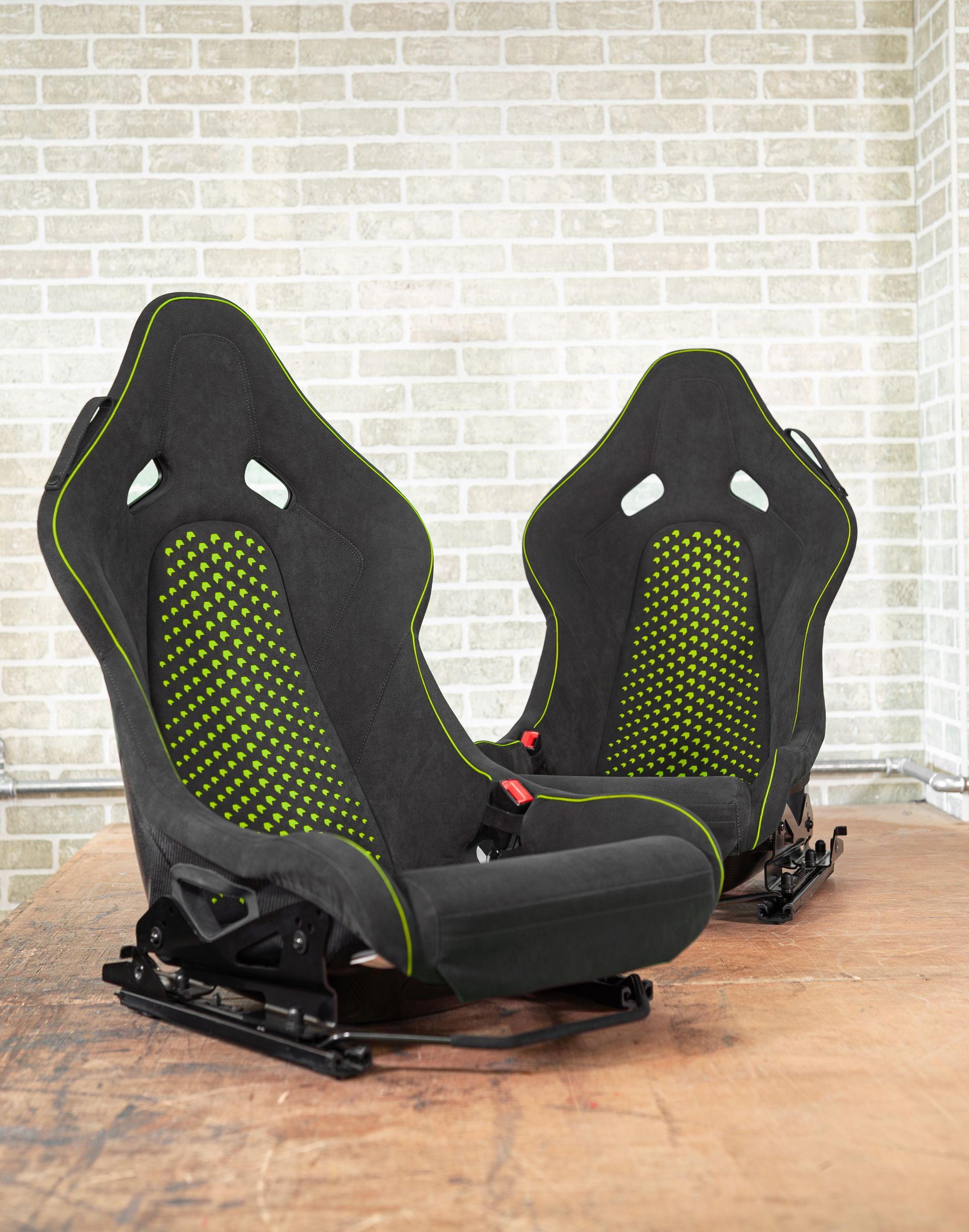 green black alcantara seats mclaren p1 style 600lt 720s 765lt 750s retrim upholstery recover petfred