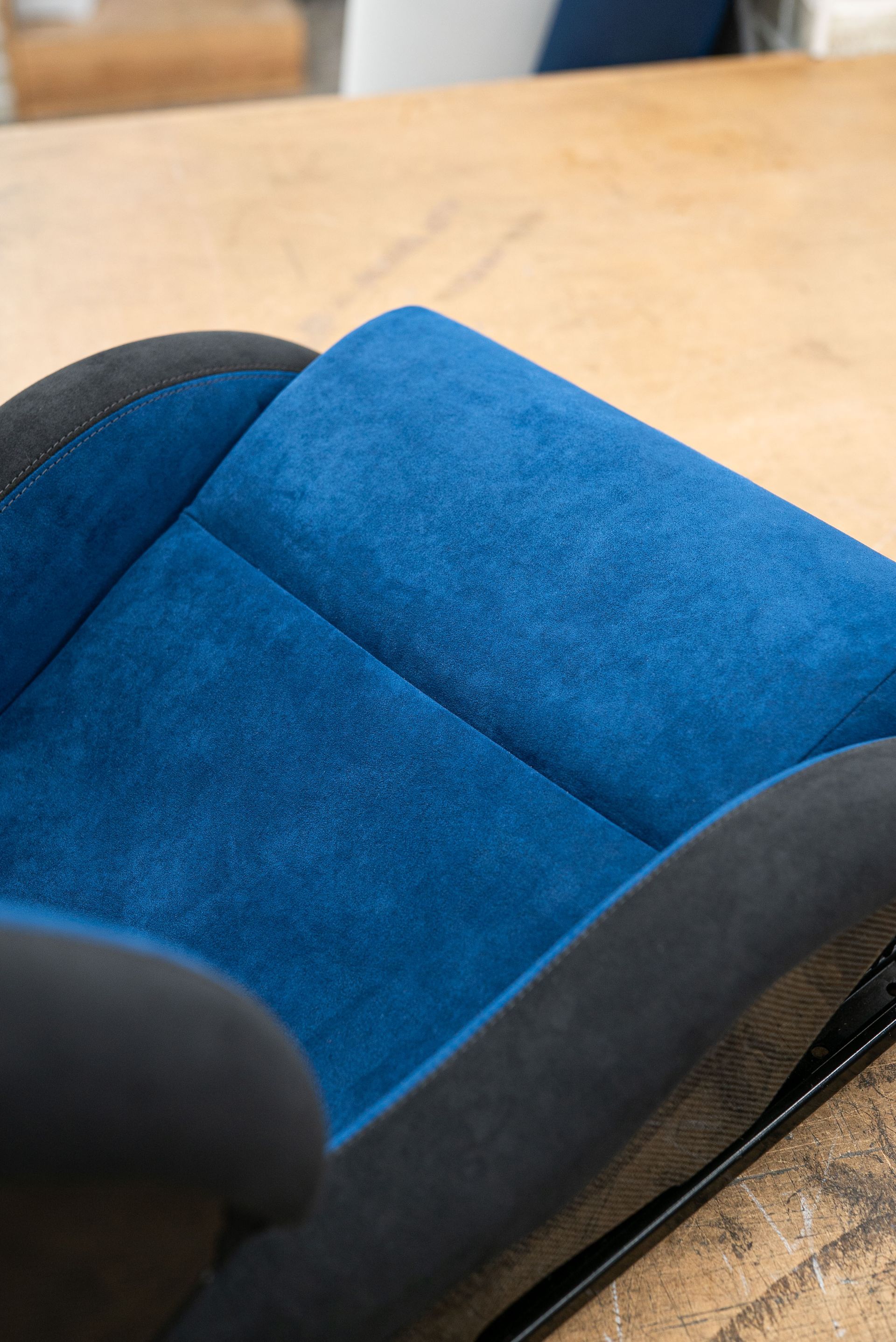 Ferrari 360 CS Challenge Stradale blue black alcantara retrim d:class dclass sam stg seen through glass stitching