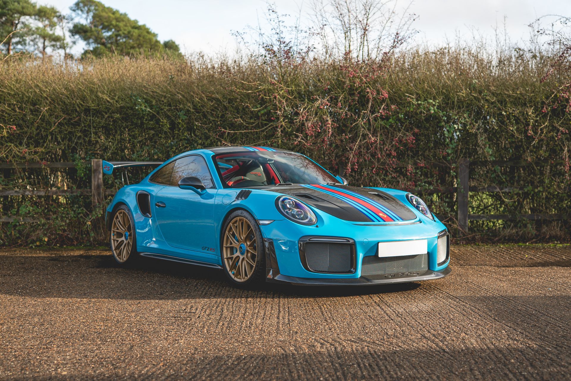 porsche 911 GT2 RS frunk bonnet retrim reupholstered upholstery oem plus d:class leather stitching 